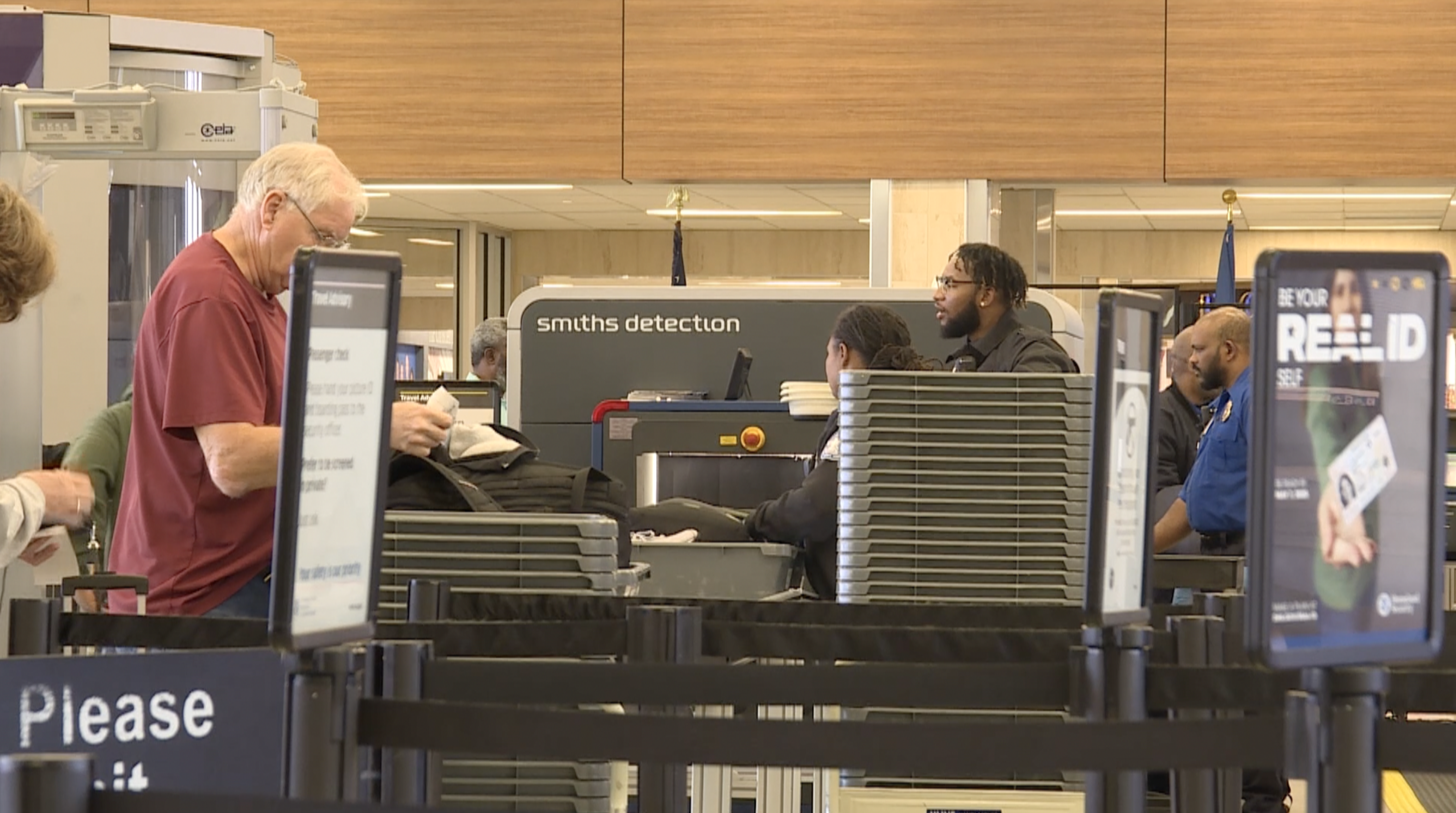 TSA screening at ORF