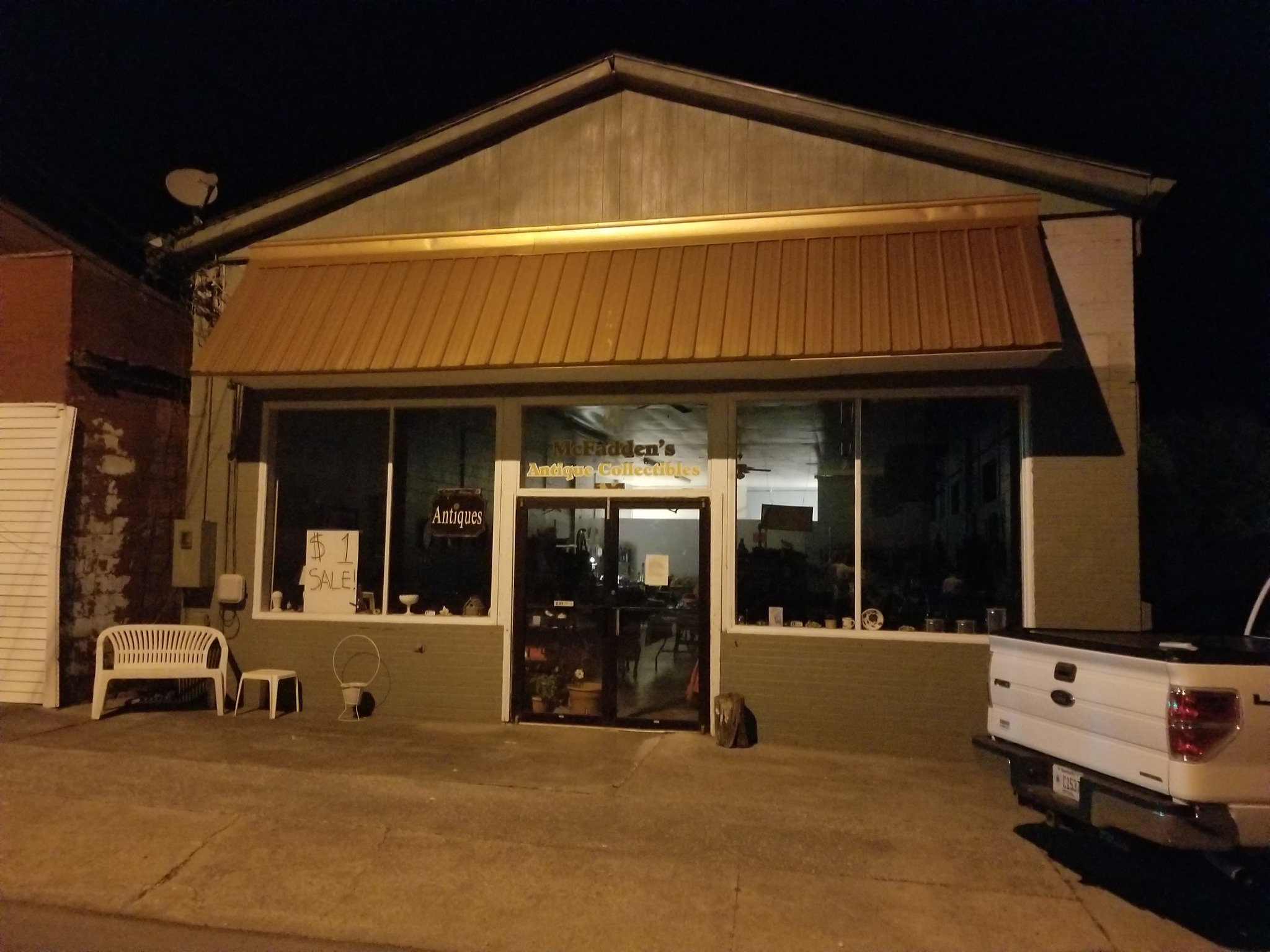 antiquestore.jpg
