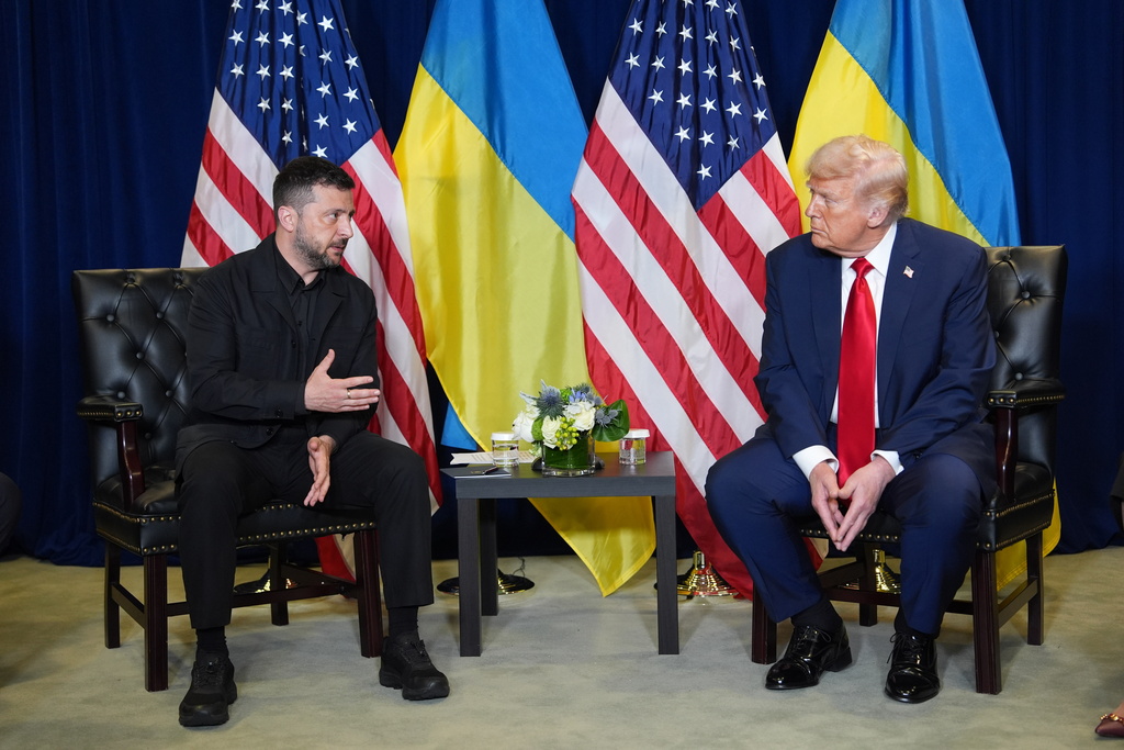 President Donald Trump meets with Ukrainian President Volodymyr Zelenskyy during the United Nations General Assembly, Tuesday, Sept. 23, 2025, in New York. 