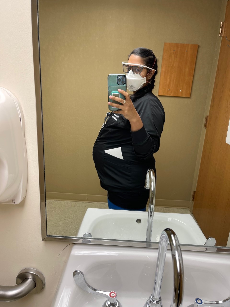 Dr. Sheetal Das pregnant with her second child