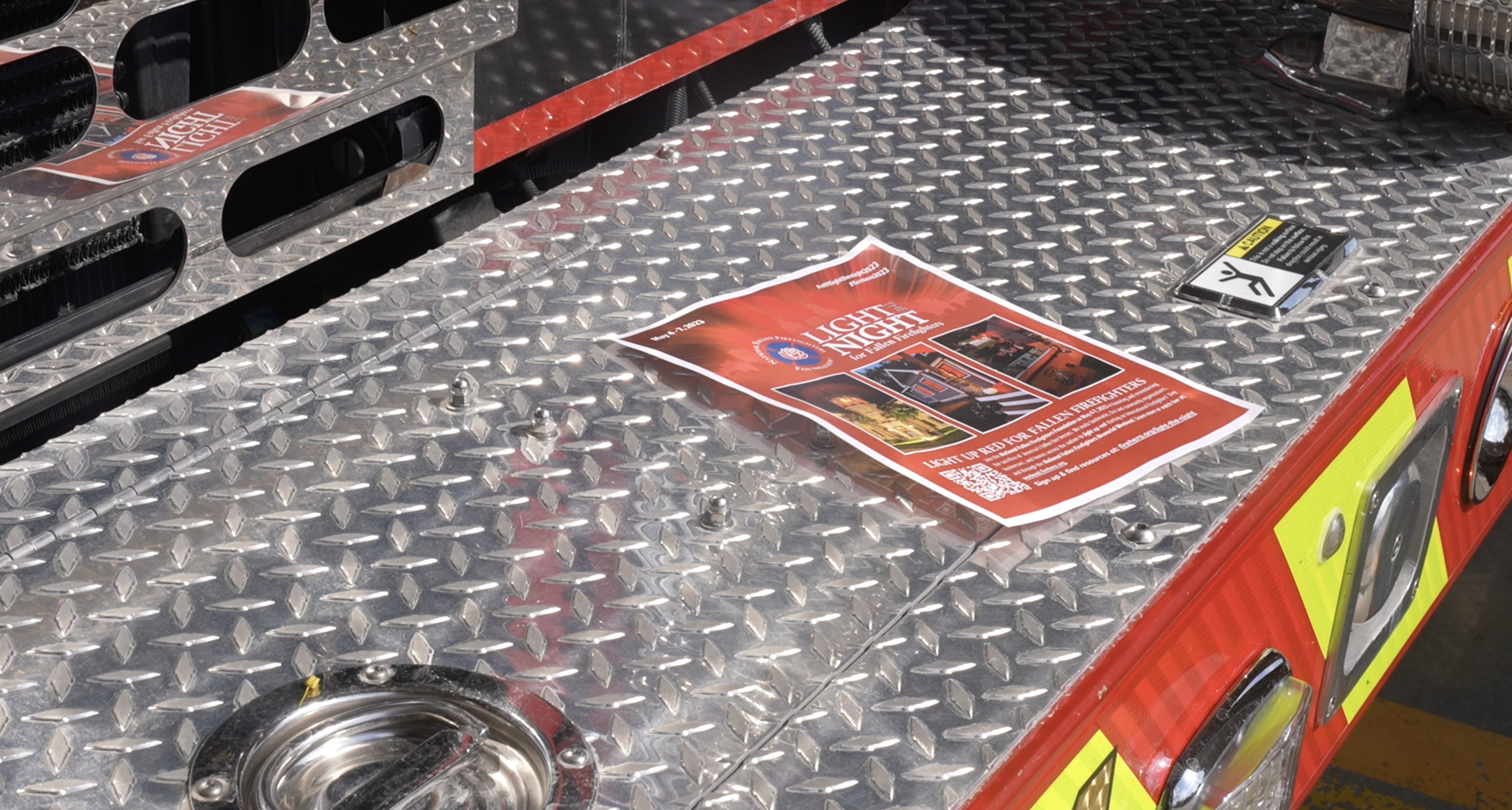 GL fire light the night flyer