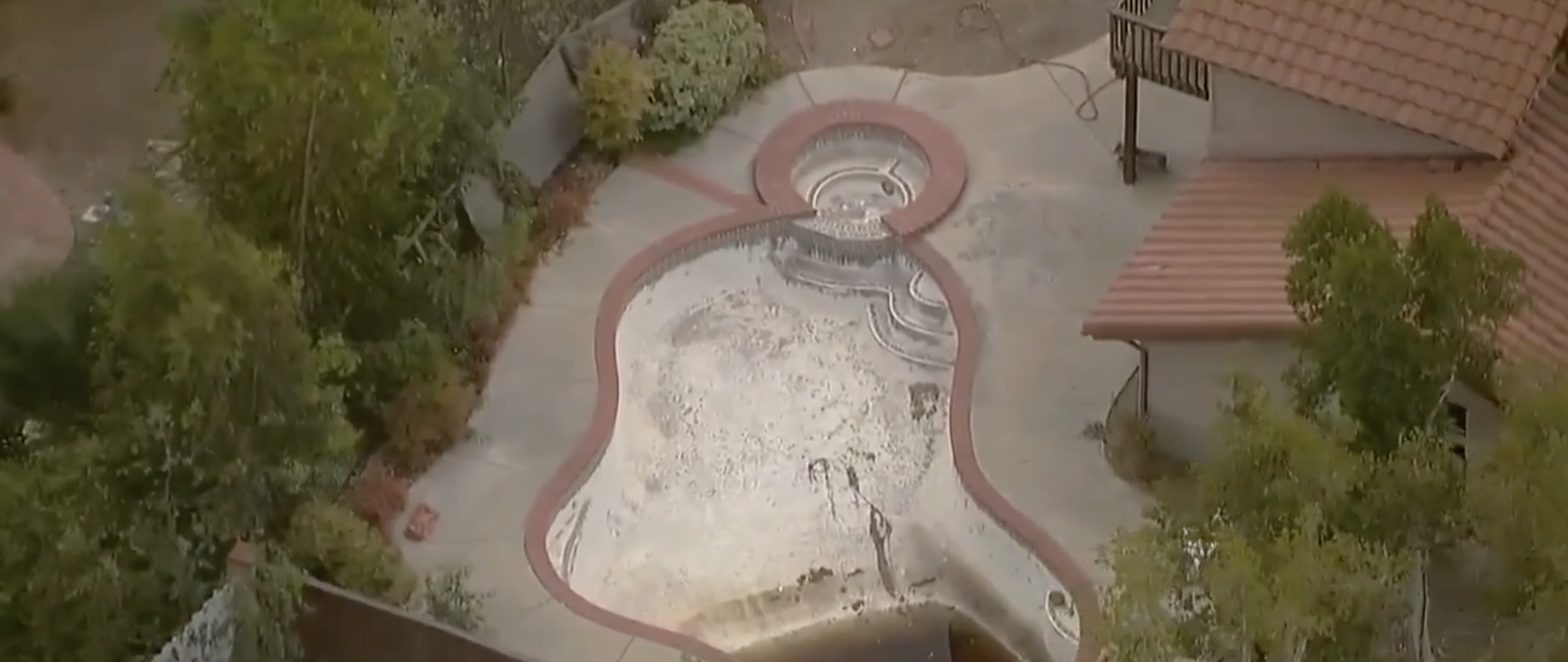 Suspect charged with murder after man found dead in Scripps Ranch swimming pool.png