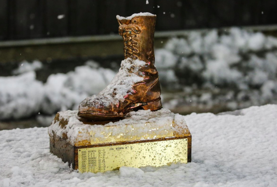 UW Boot.png