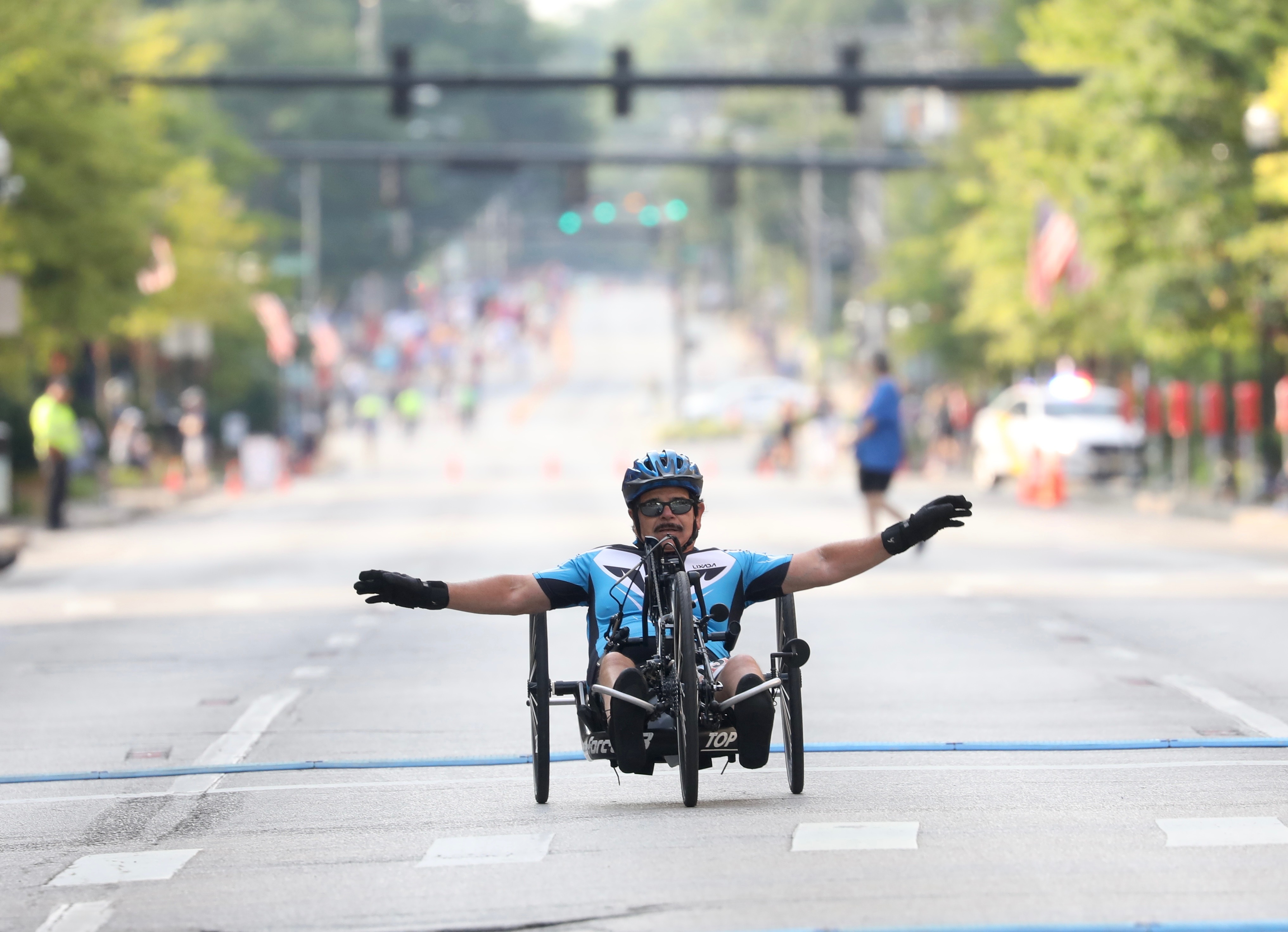 HEROES AMONG US – DAVID HARTSEK 