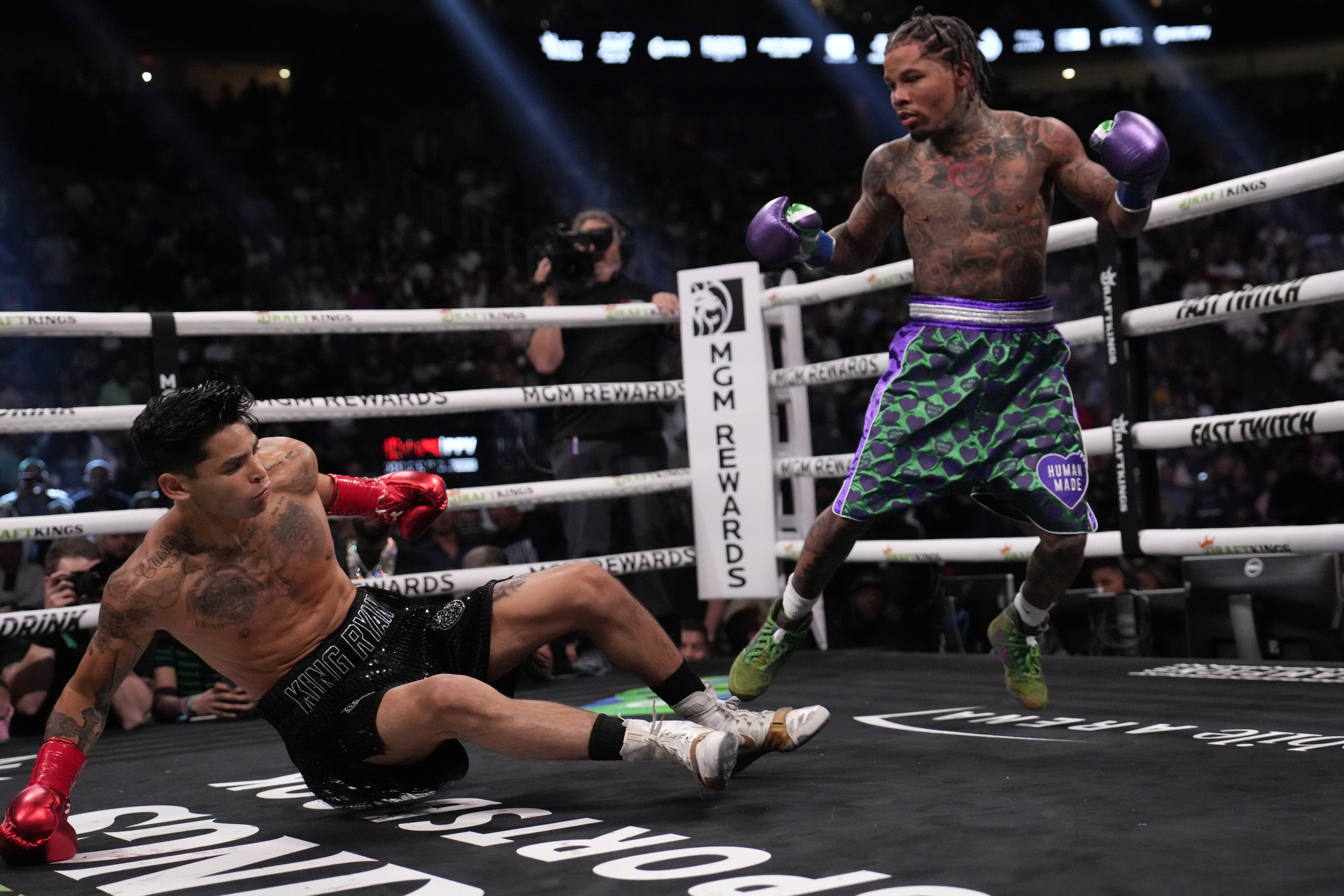 APTOPIX Davis Garcia Boxing