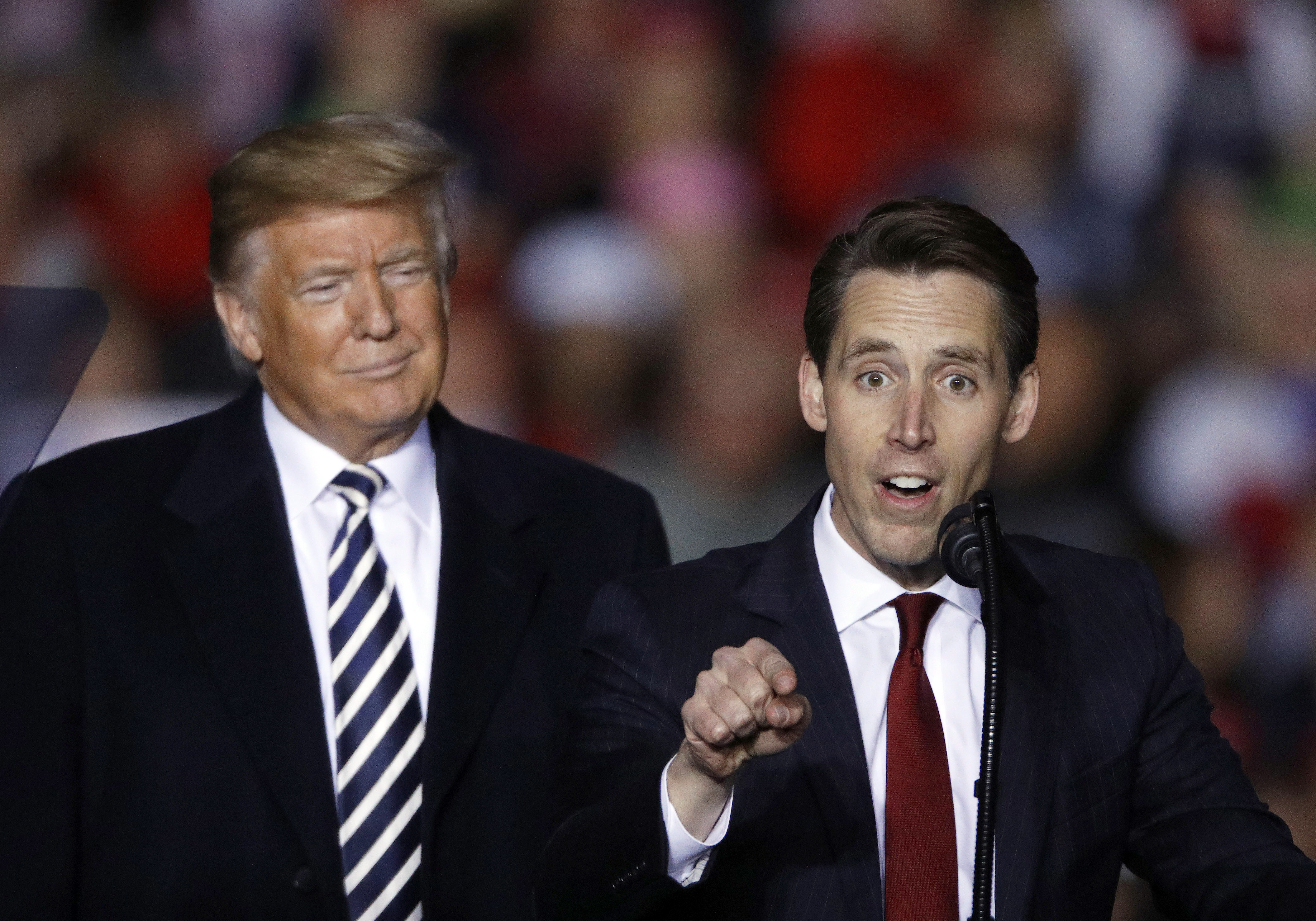 Donald Trump, Josh Hawley
