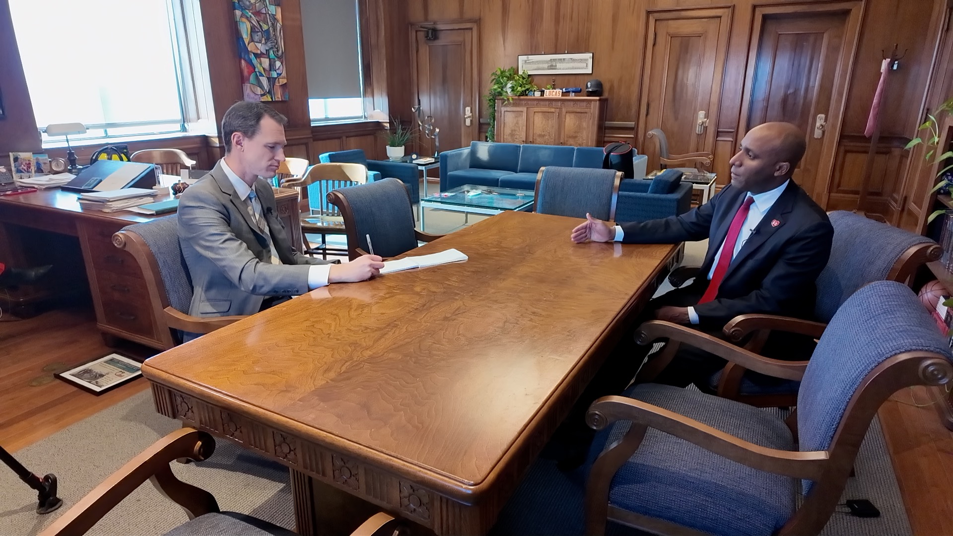 Mayor Q Lucas 2-shot Charlie.jpg