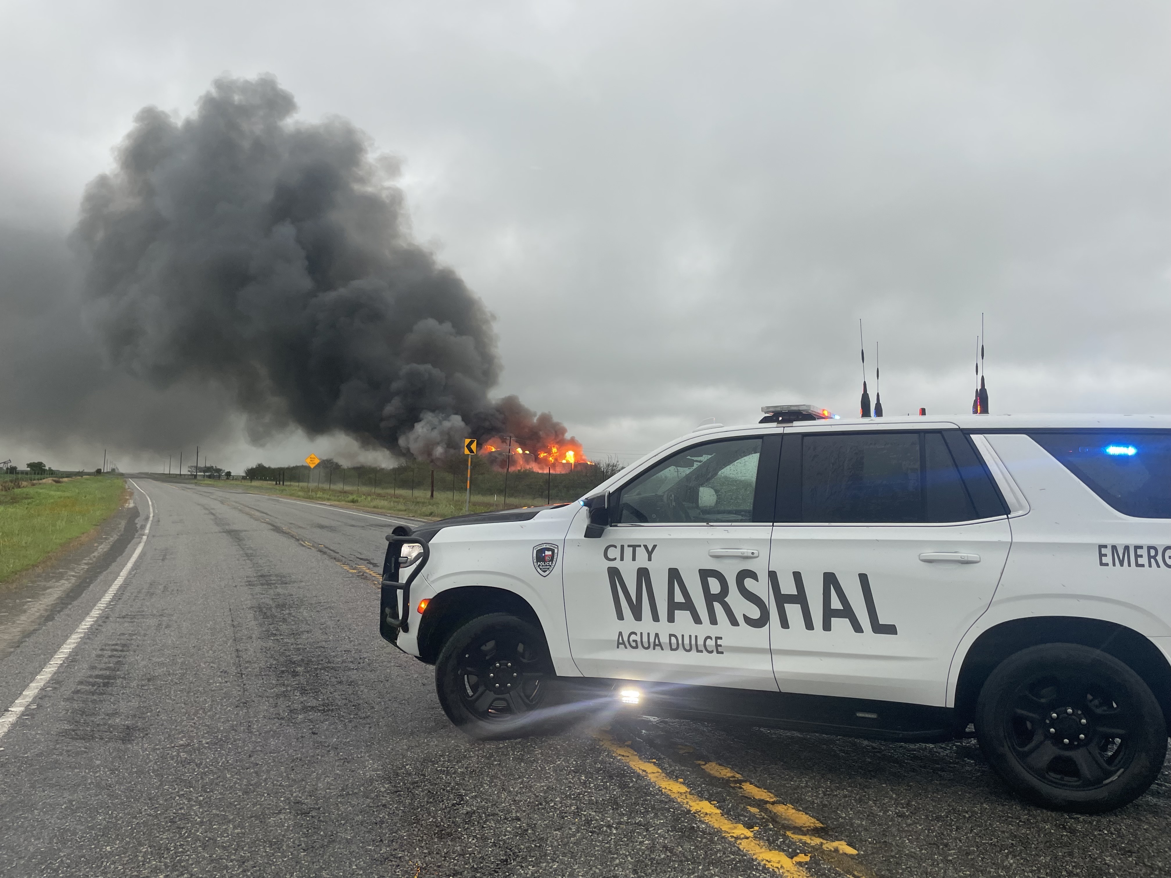 Lightning strike causes Durango Resources to lose oil tanks to explosion - Vimarsana News