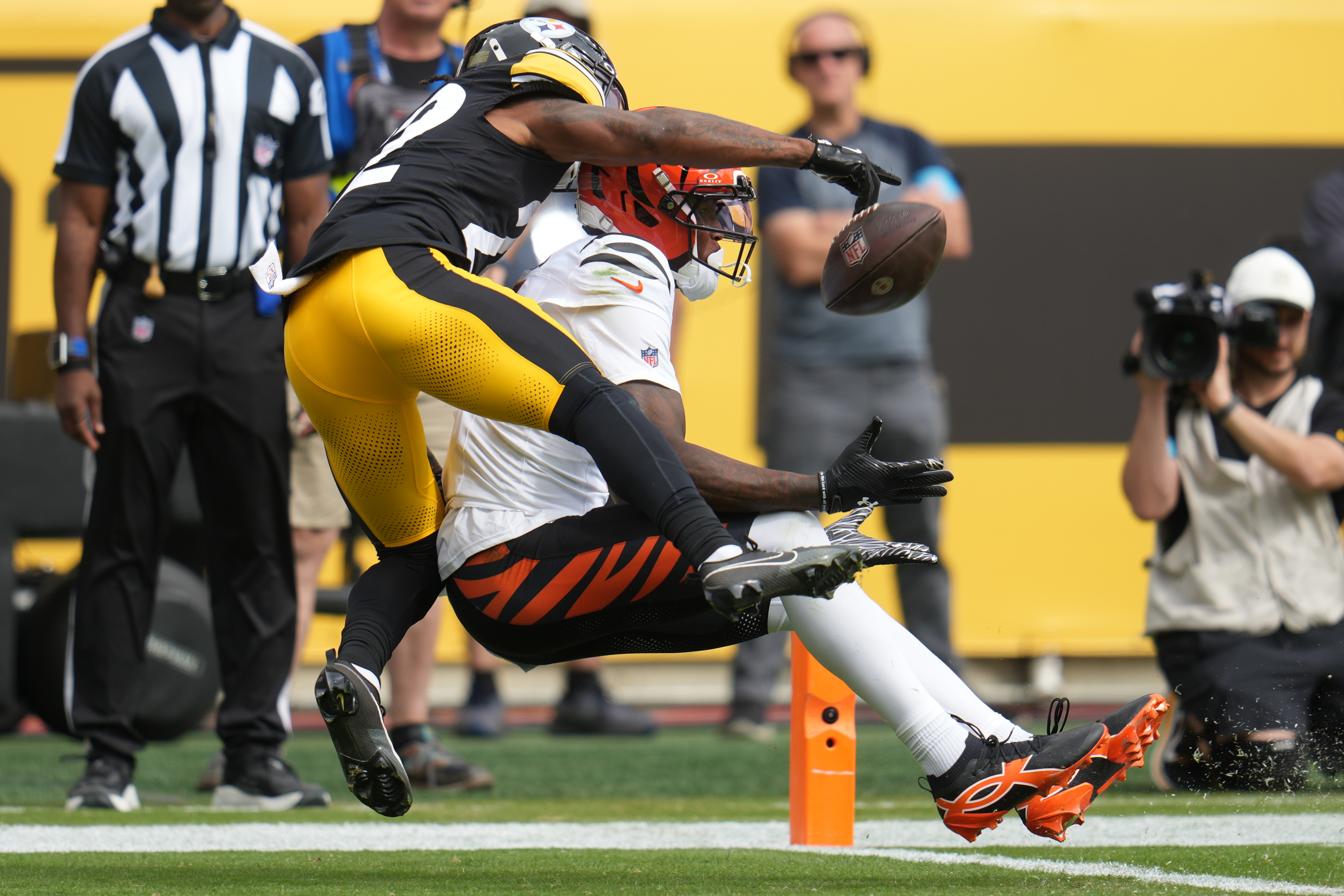 APTOPIX Bengals Steelers Football