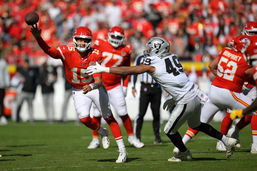 Raiders Chiefs Football