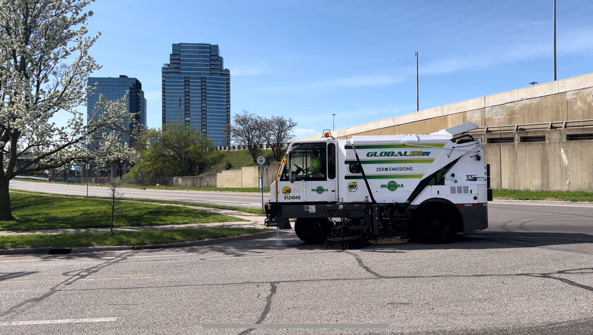Grand Rapids' New Electric Street Sweeper