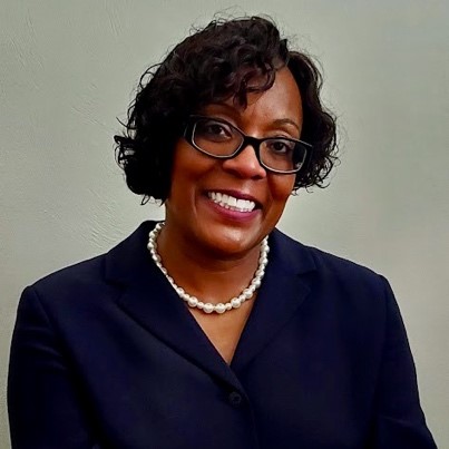 Janet Days Headshot.jpg