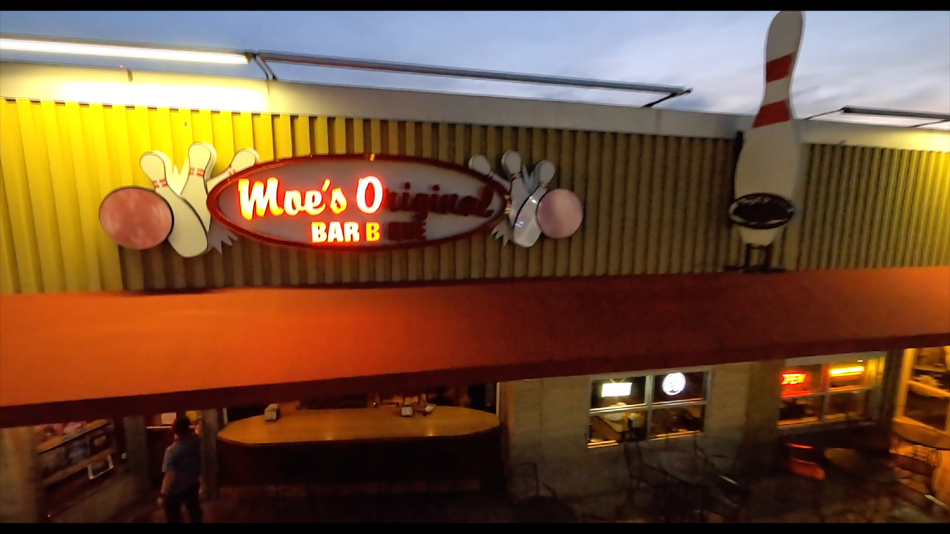 moes-bbq.png