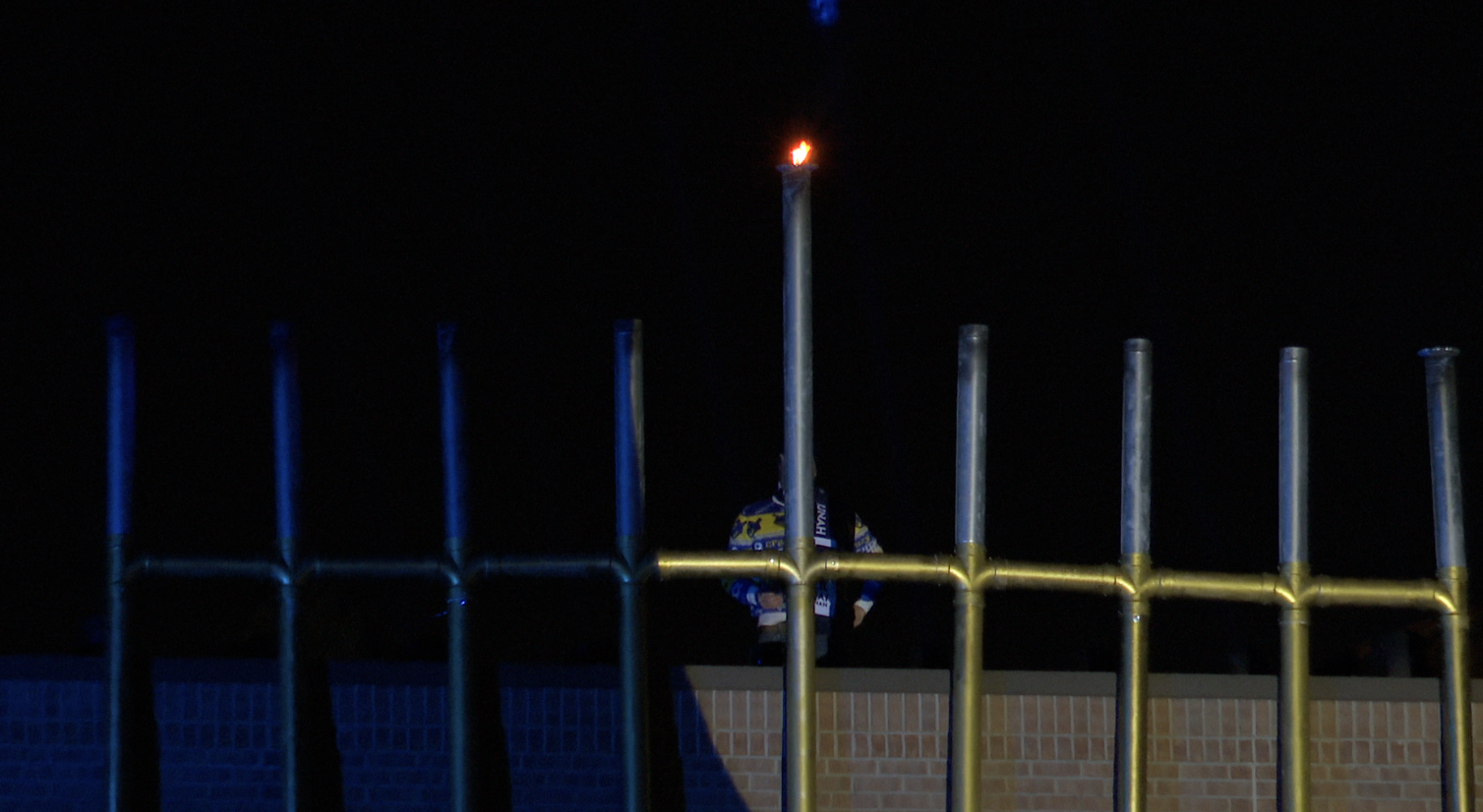 Menorah lighting Hanukkah B'Nai Emunah.png