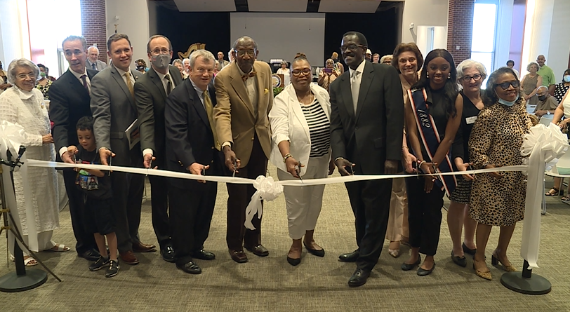 Petersburg library 01.png