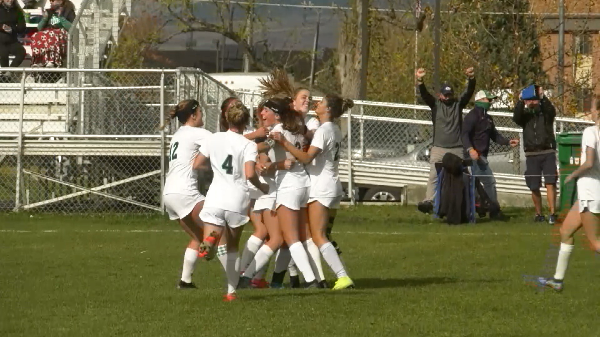 Glacier girls soccer.jpg