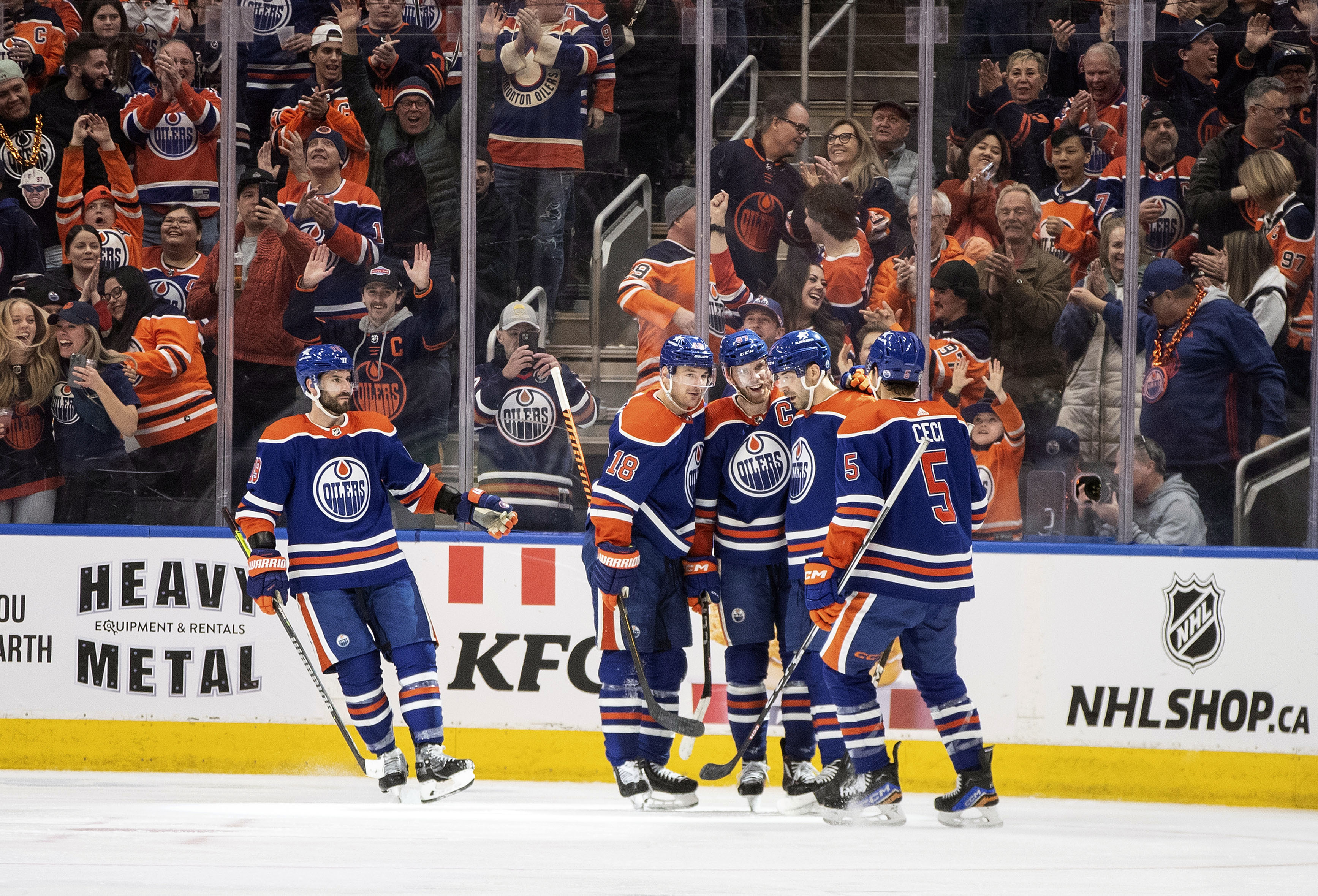 Avalanche Oilers Hockey