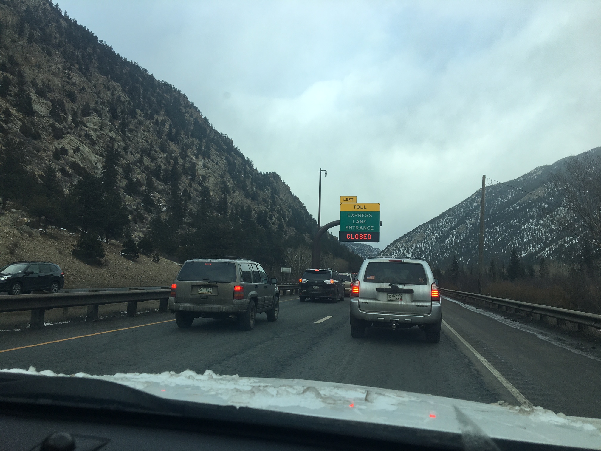 i70 ski traffic mountains.JPG