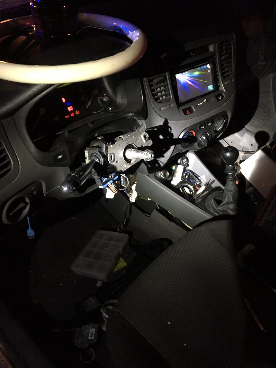 pueblo car no steering wheel.jpg
