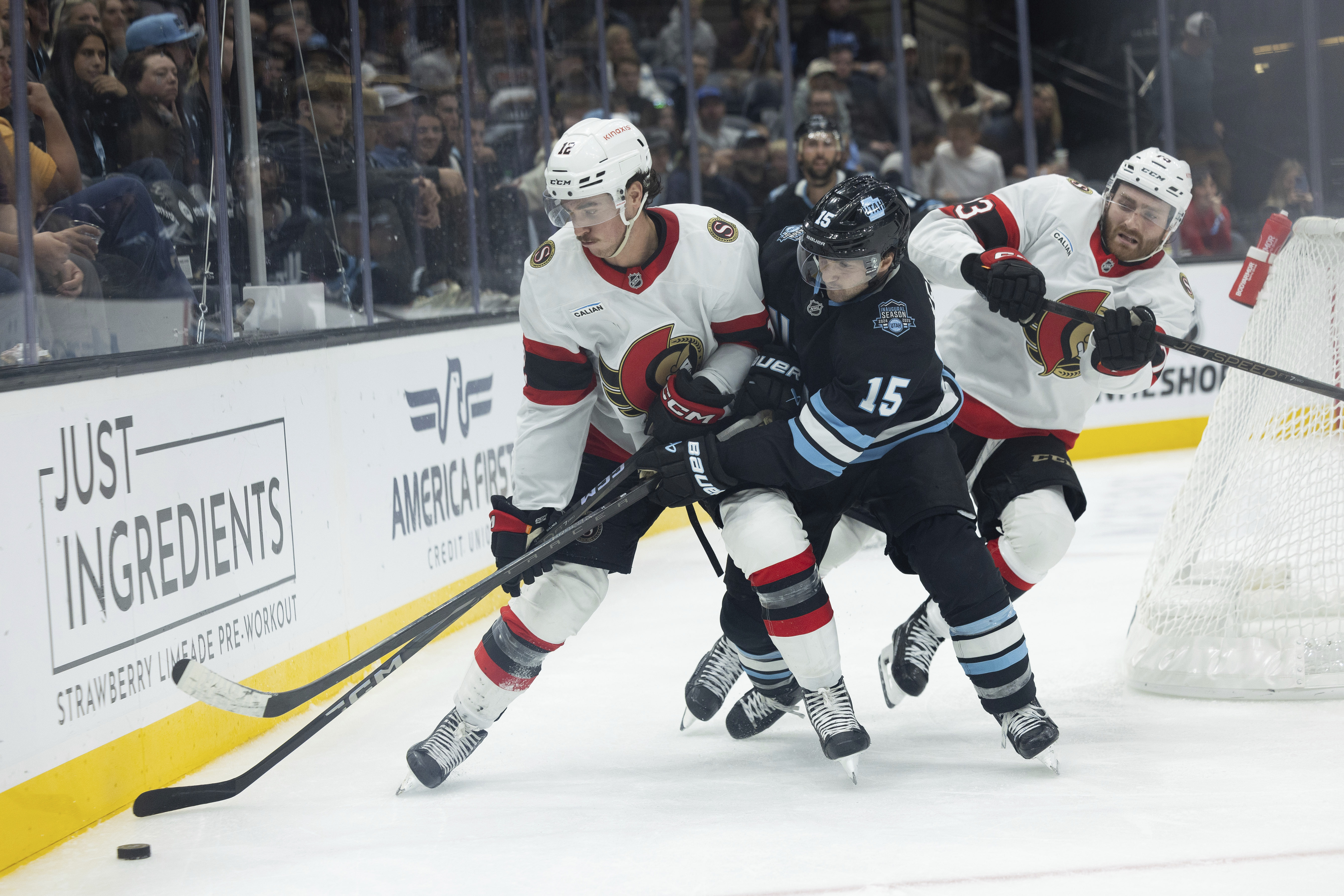 Shane Pinto
Noah Gregor
Alexander Kerfoot