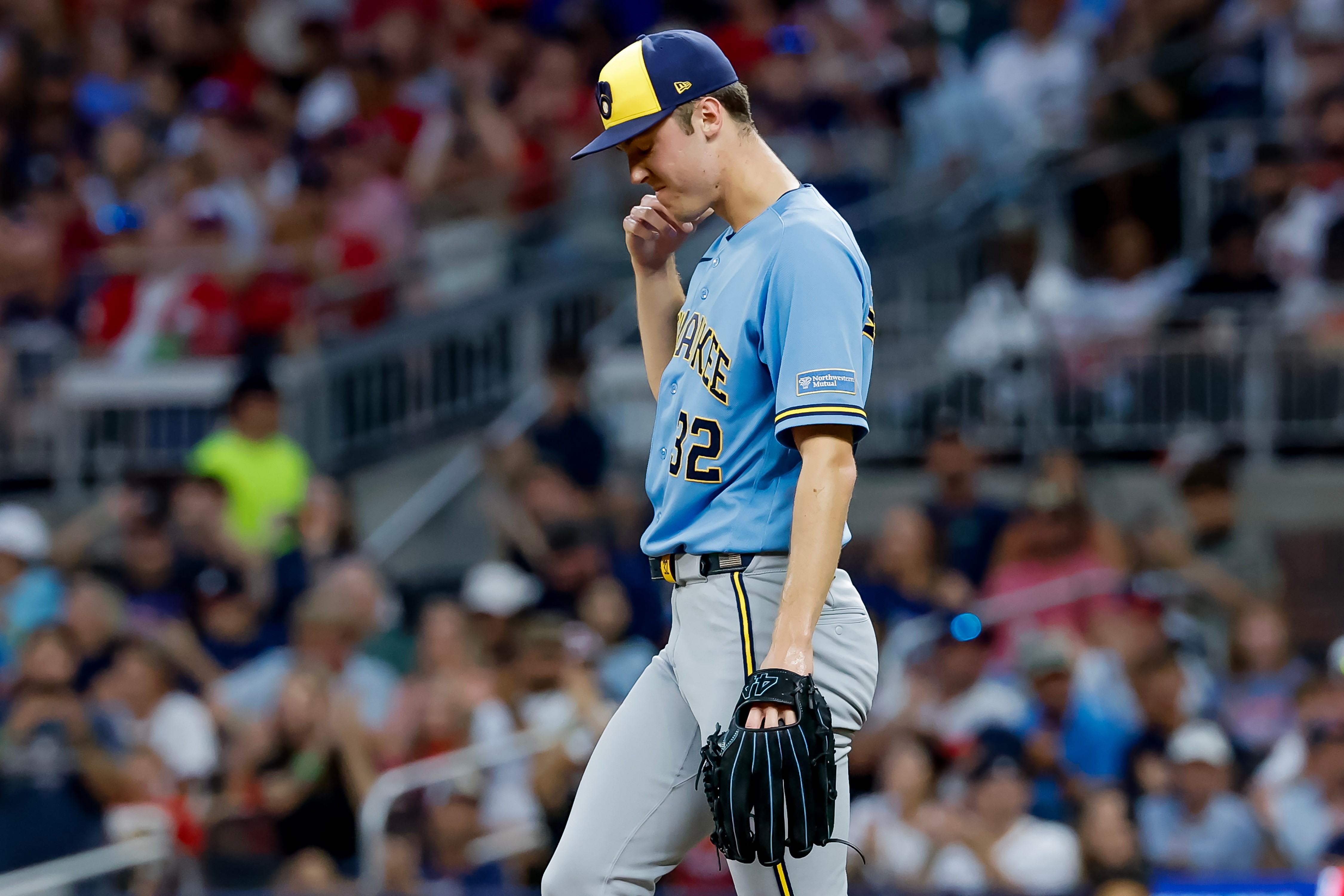 Brewers Braves Baseball