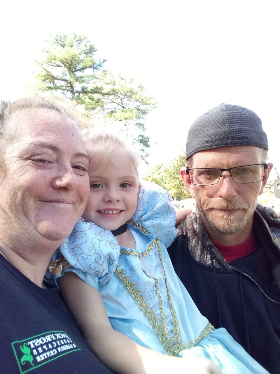 Non-profit provides five-star experience for single moms on Mother's Day