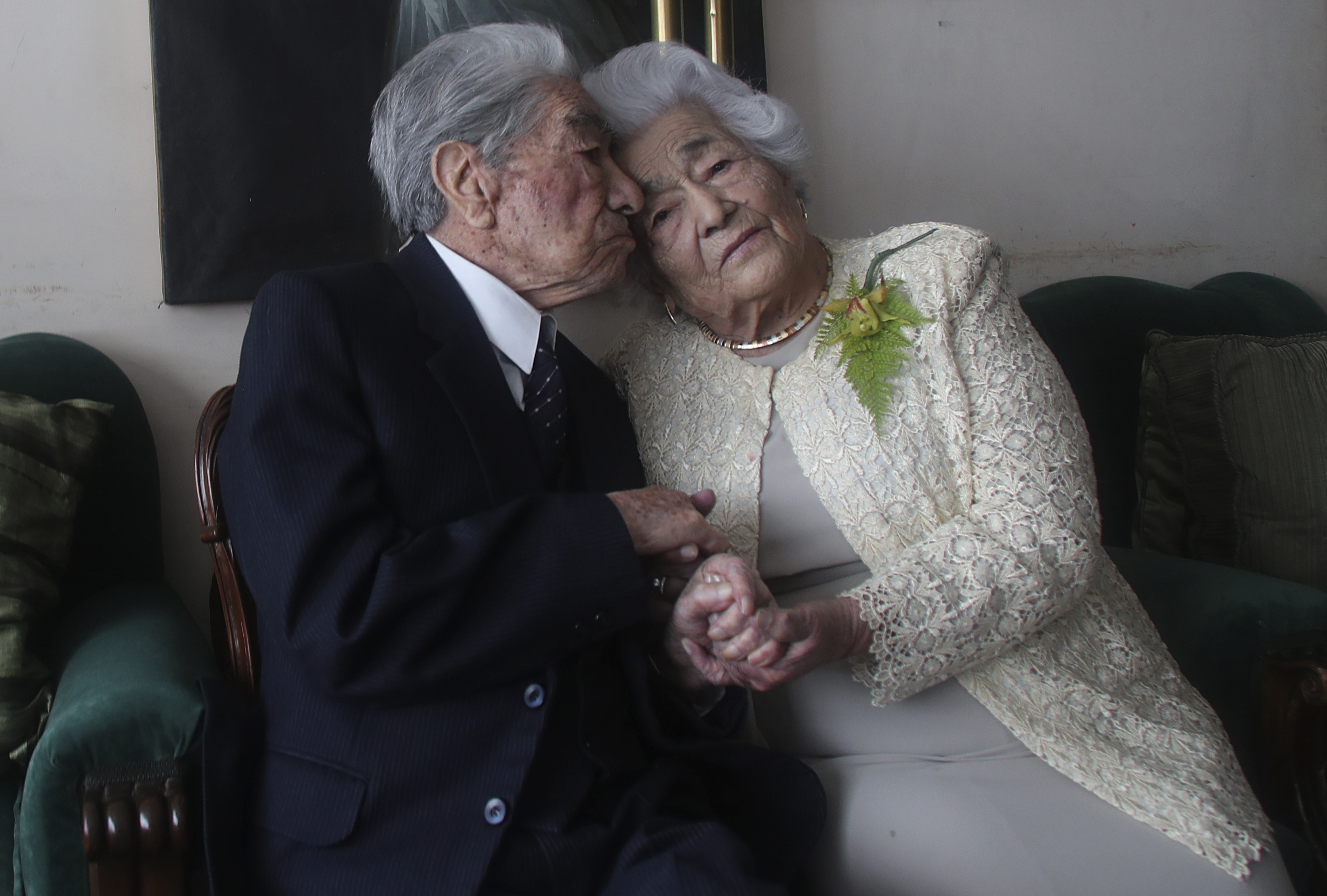 Ecuador couple certified as oldest married pair, nearly 215