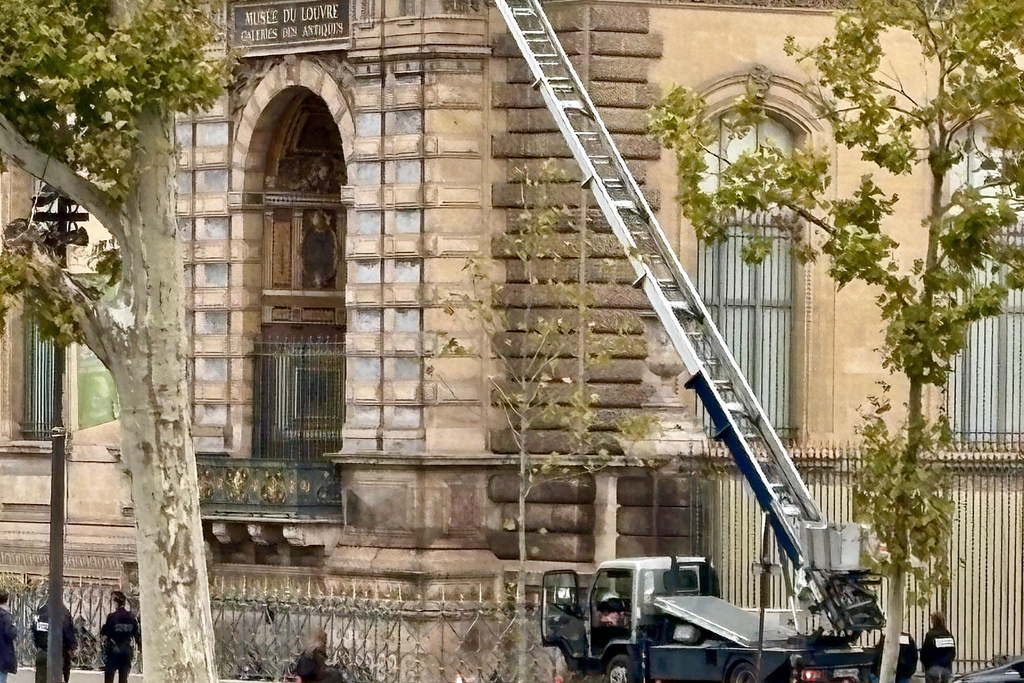 A basket lift used by thieves is seen at the Louvre museum Sunday Oct.19, 2025 in Paris.