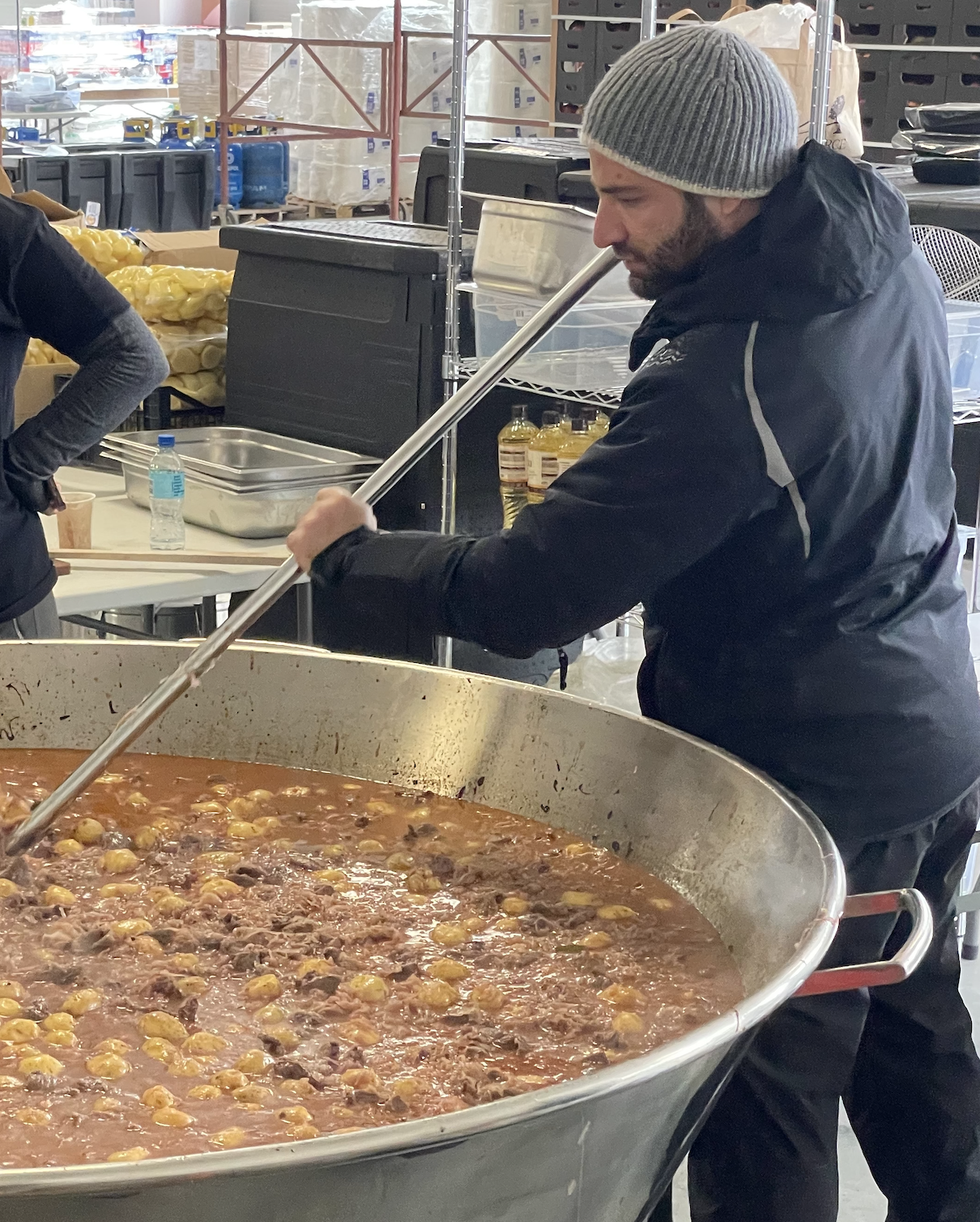 Coronado chef returns home after month-long aid mission at Ukrainian border