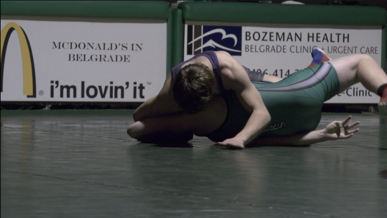 Laurel wrestling