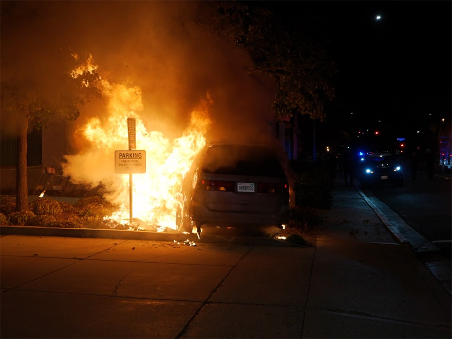sdpd_station_crash1_102121.jpg