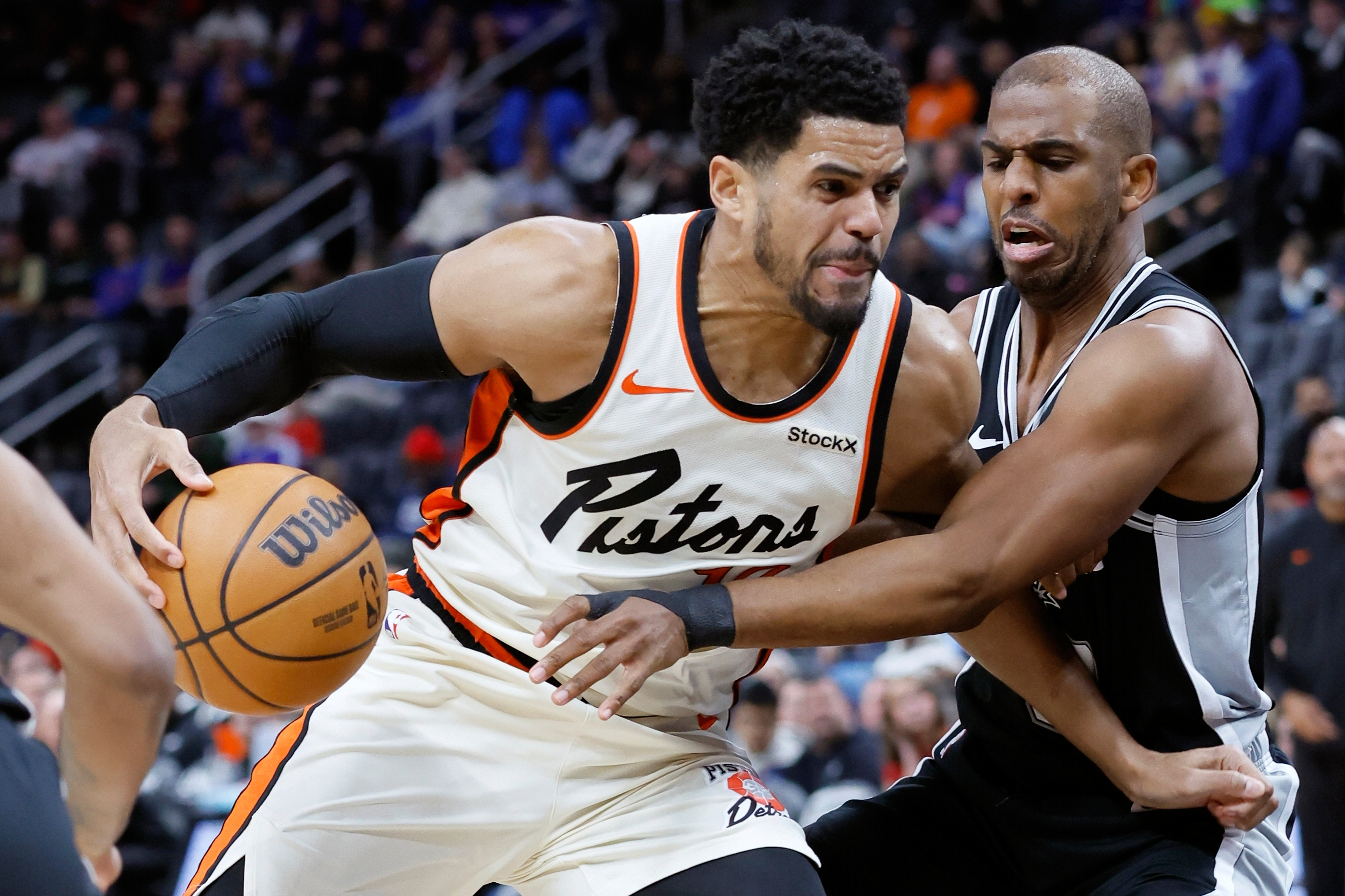 Spurs Pistons Basketball