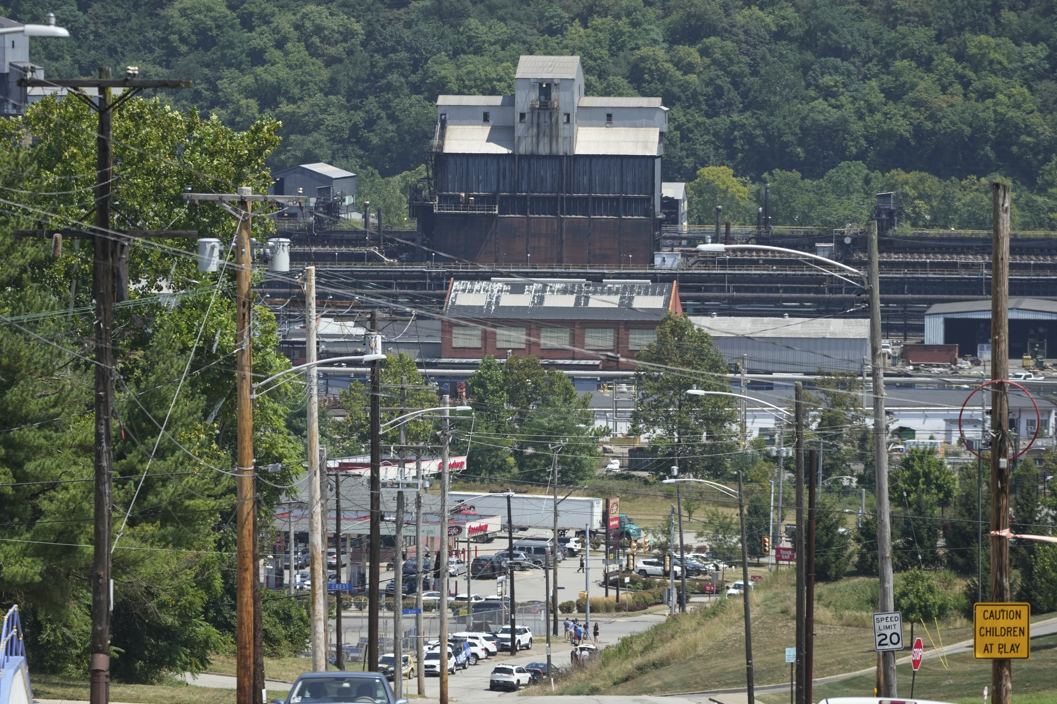 Emergency crews responsd to a Pennsylvania plant explosion.