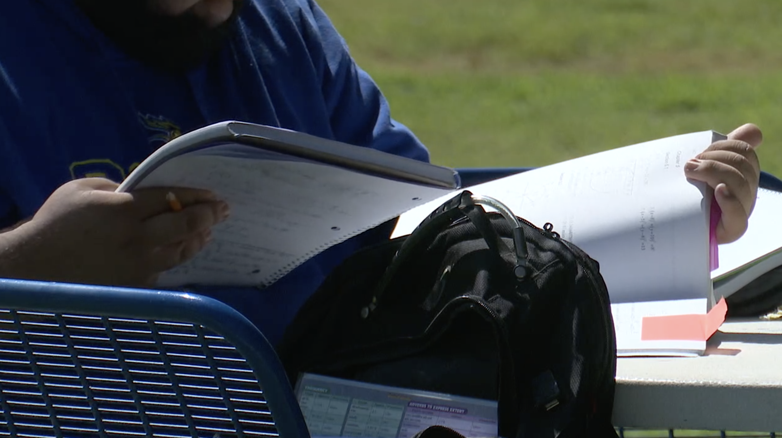 csub student studying outside