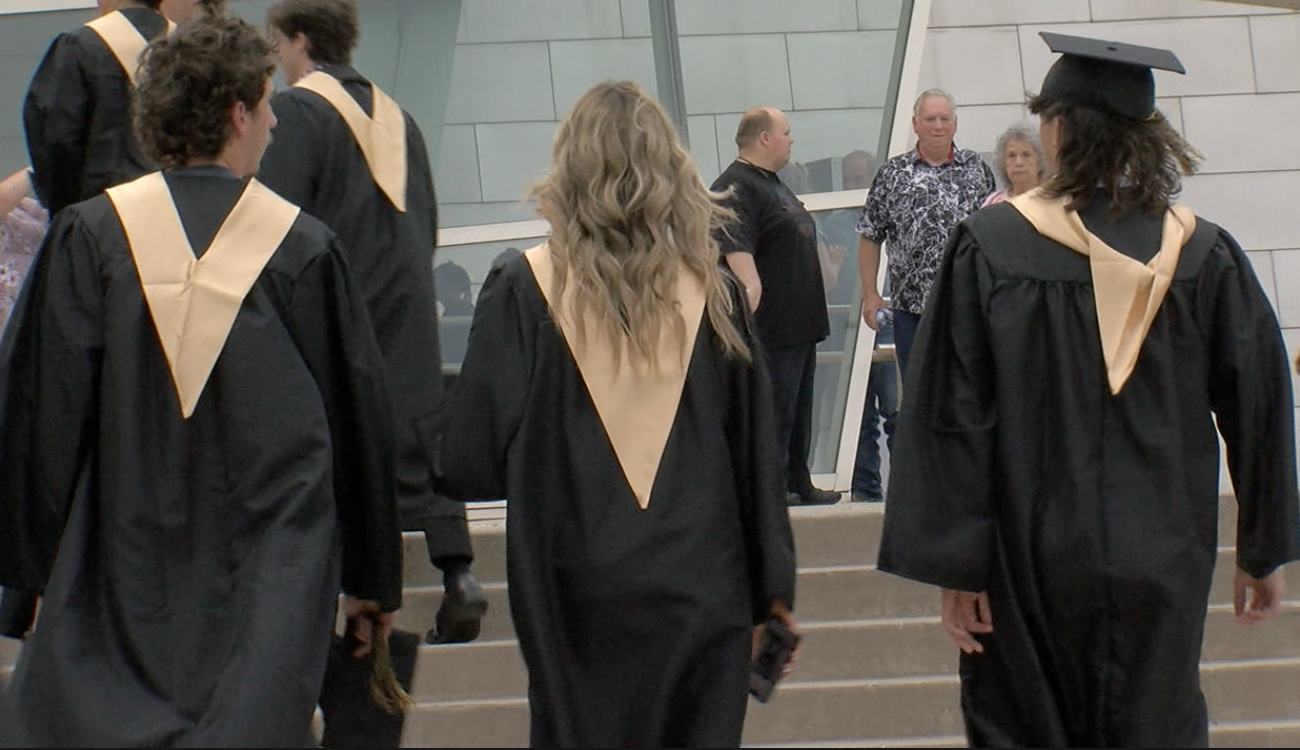 2023 BAHS graduates.png