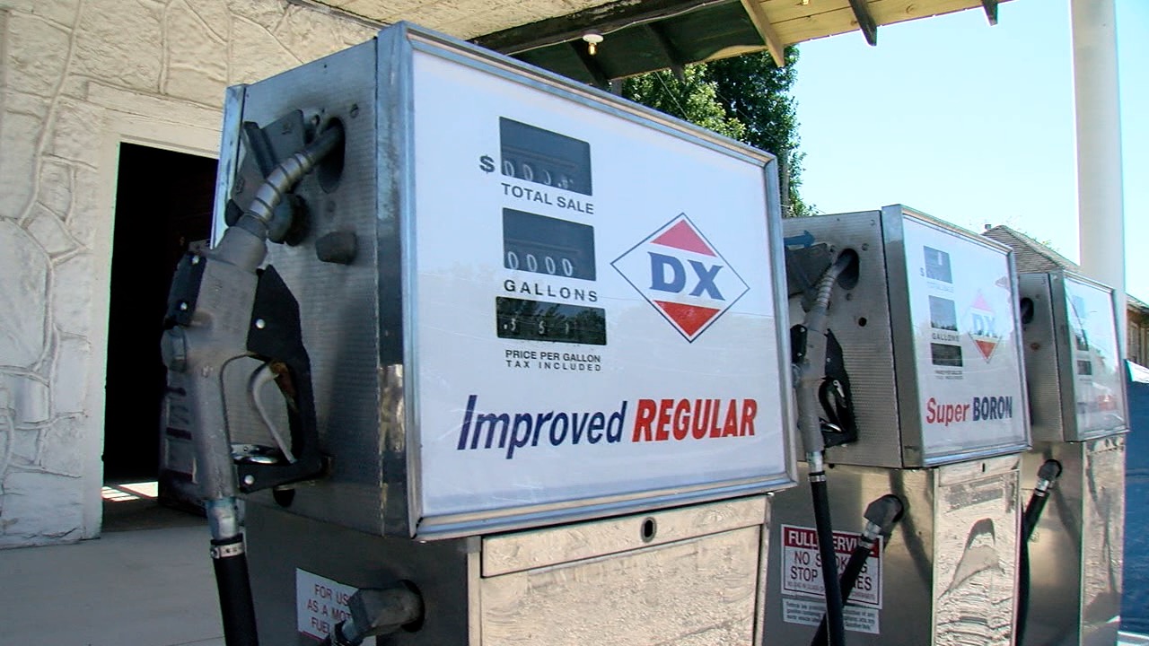 Restored DX gas station from "The Outsiders"