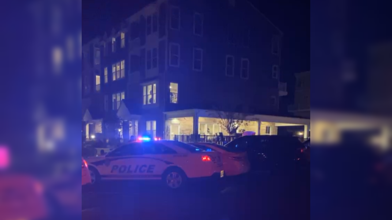 Man seriously injured after jumping off balcony, being shot at Chesterfield condos, witness tells Jon Burkett
