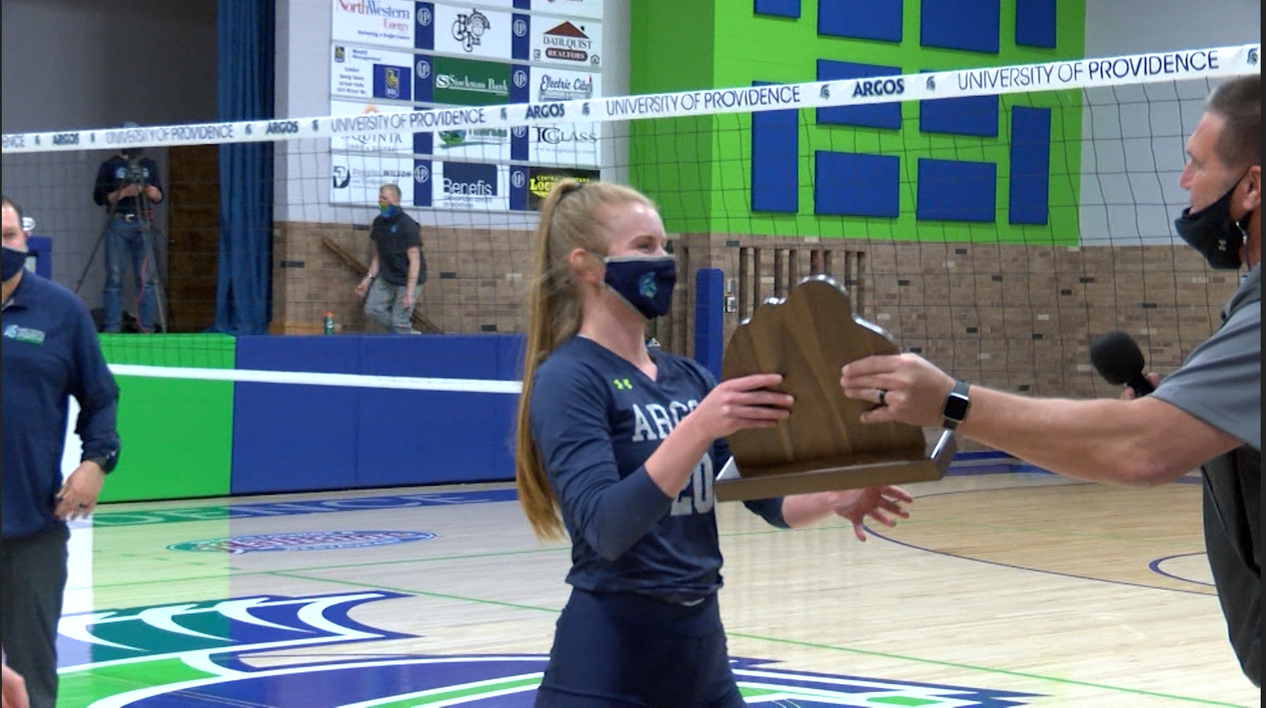 Cydney Finberg-Roberts UP volleyball.png