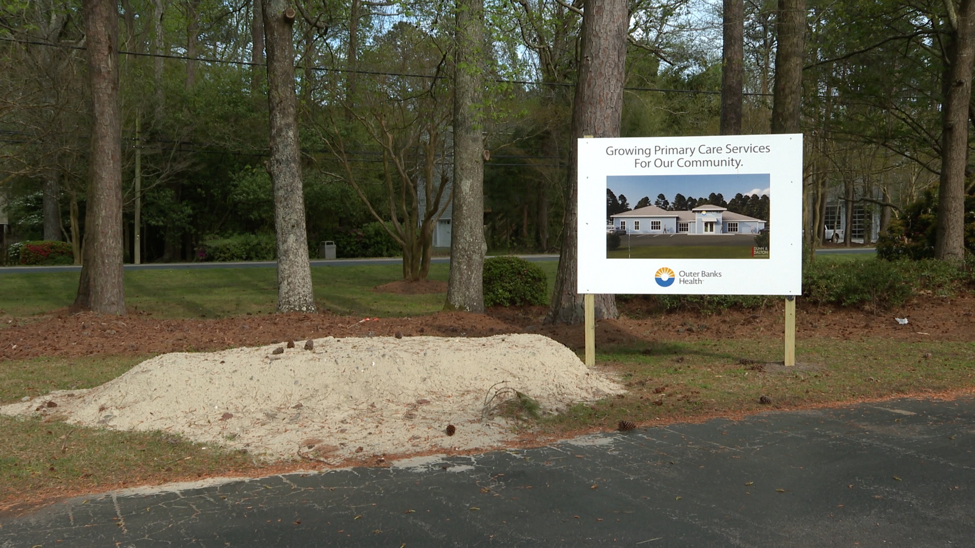 Construction underway as Outer Banks Health launches expansion of Manteo primary care clinic