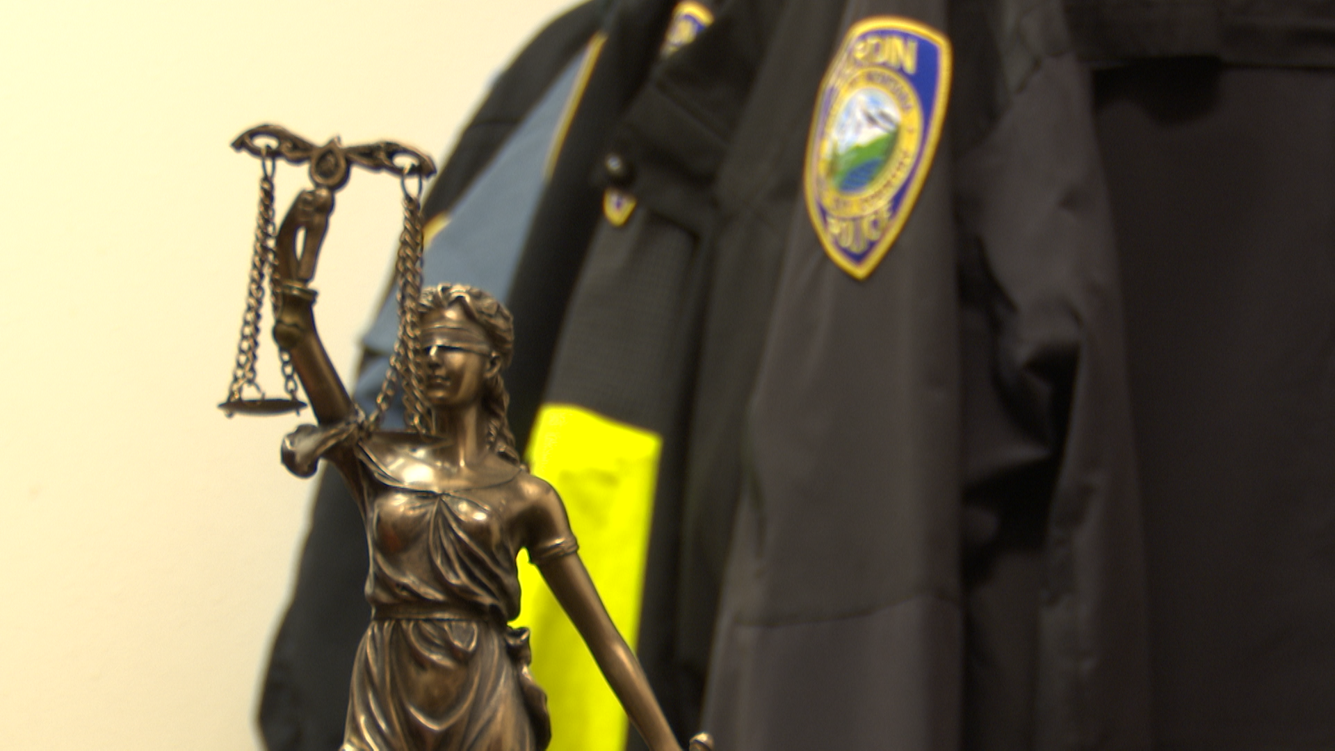 Scales of justice next to Hardin