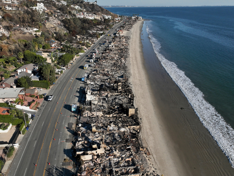palisades_fire_malibu_aerial2_ap.png