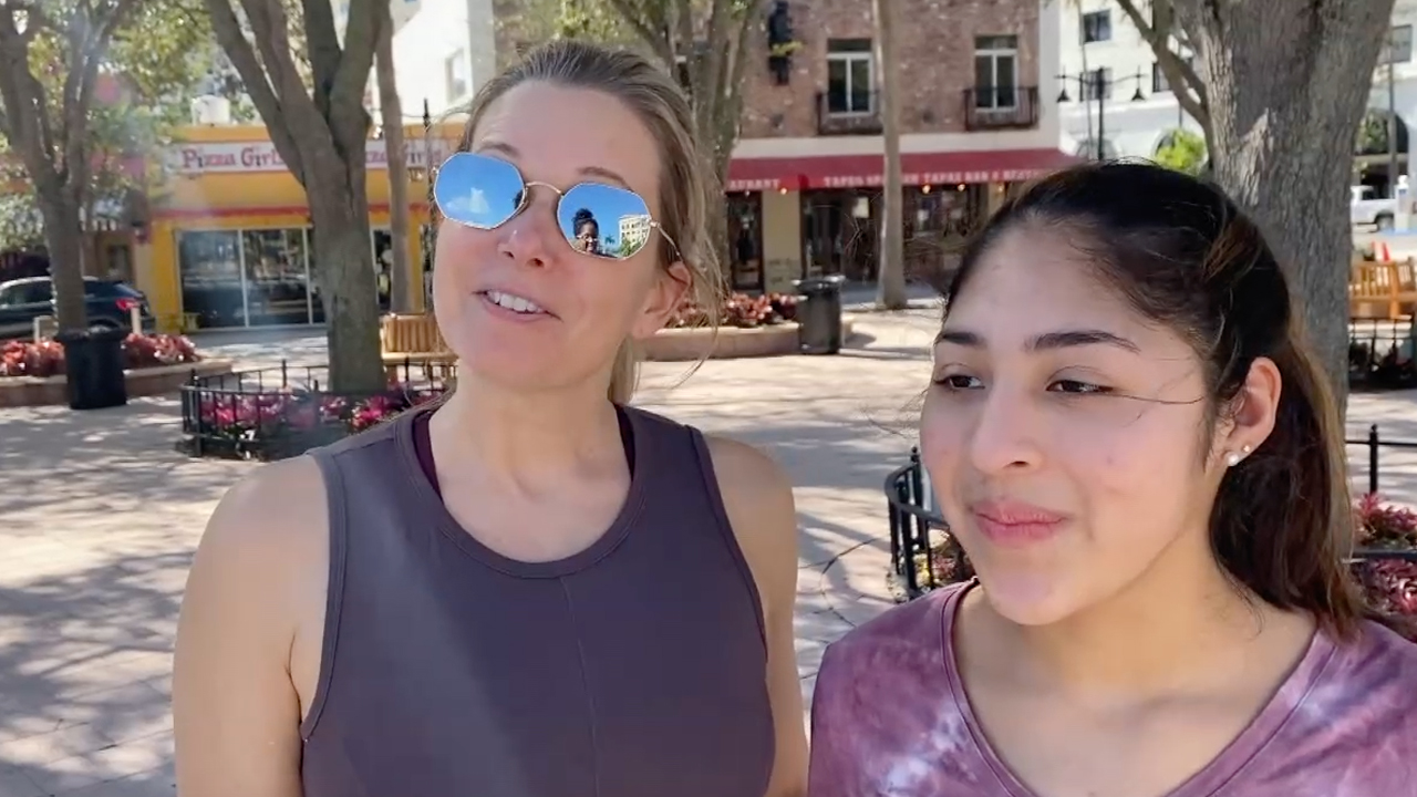 wptv-holiday-tourist.jpg