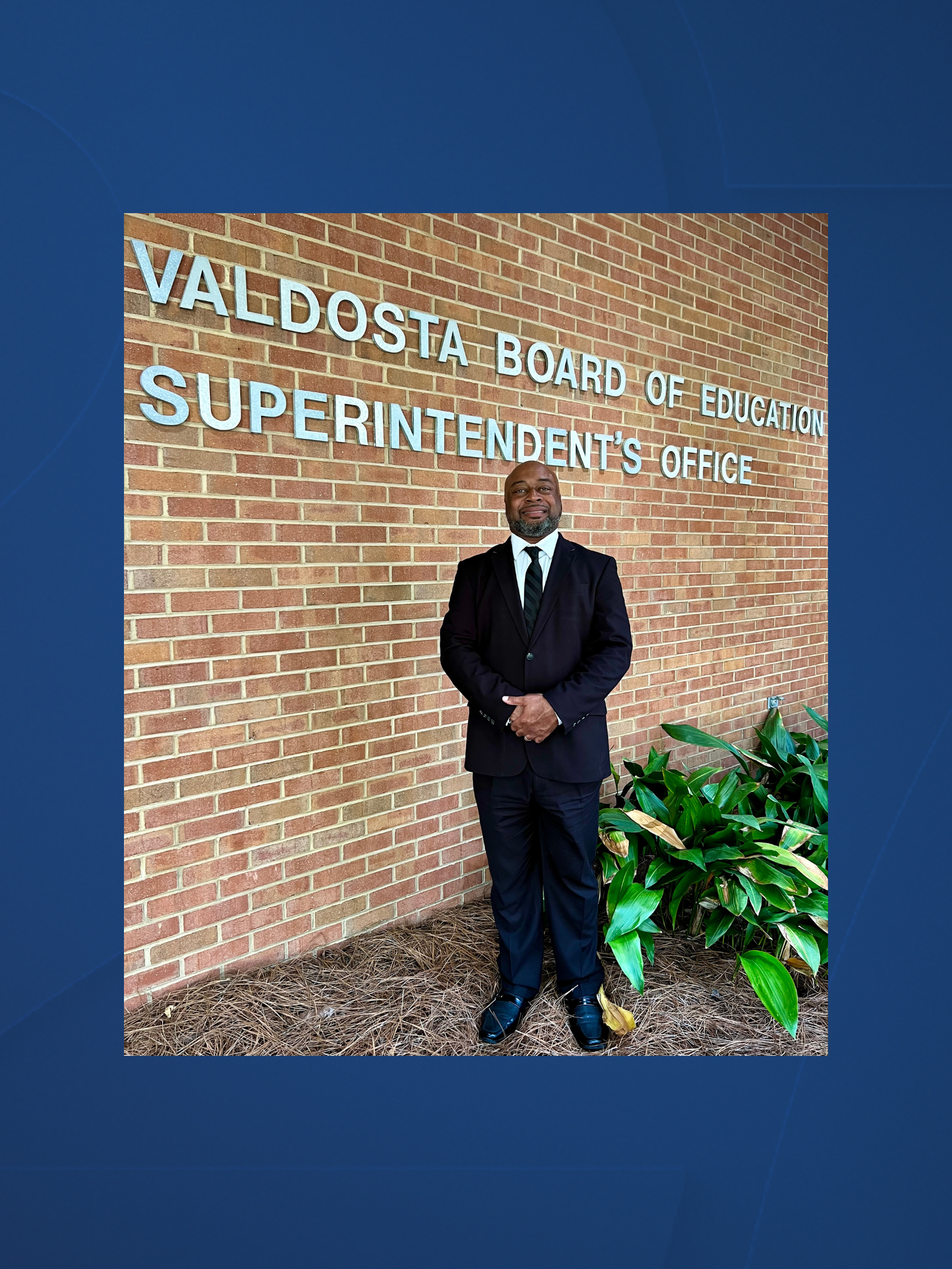 060223 Craig lockhart valdosta city schools superintendent new.png
