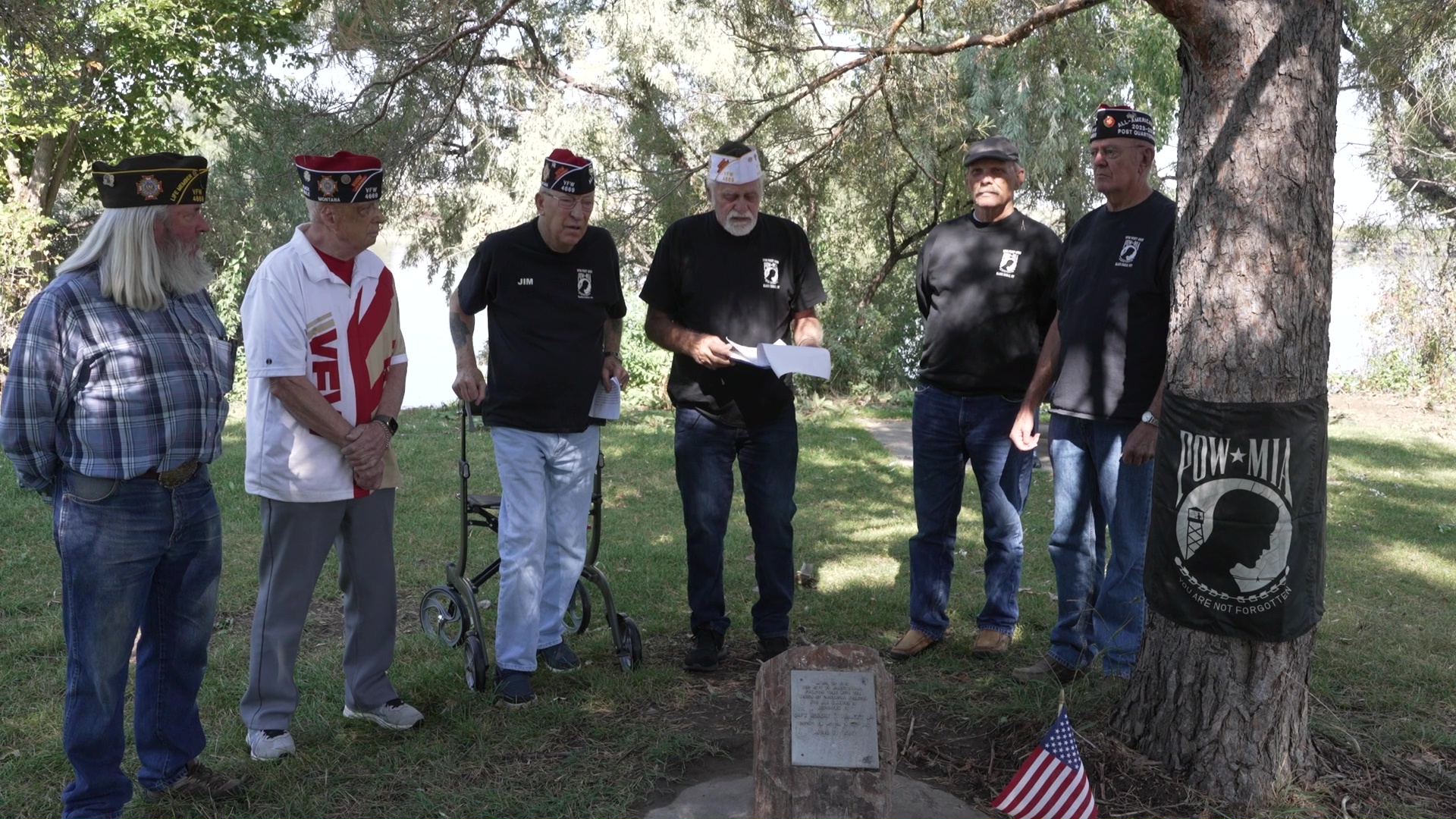 Memorial to Robert Vincent Willett