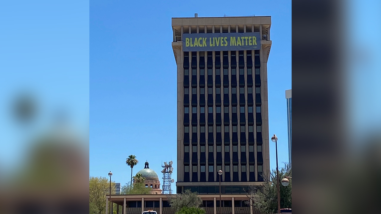 Mayor Romero unveils 'Black Lives Matter' banner at City Hall
