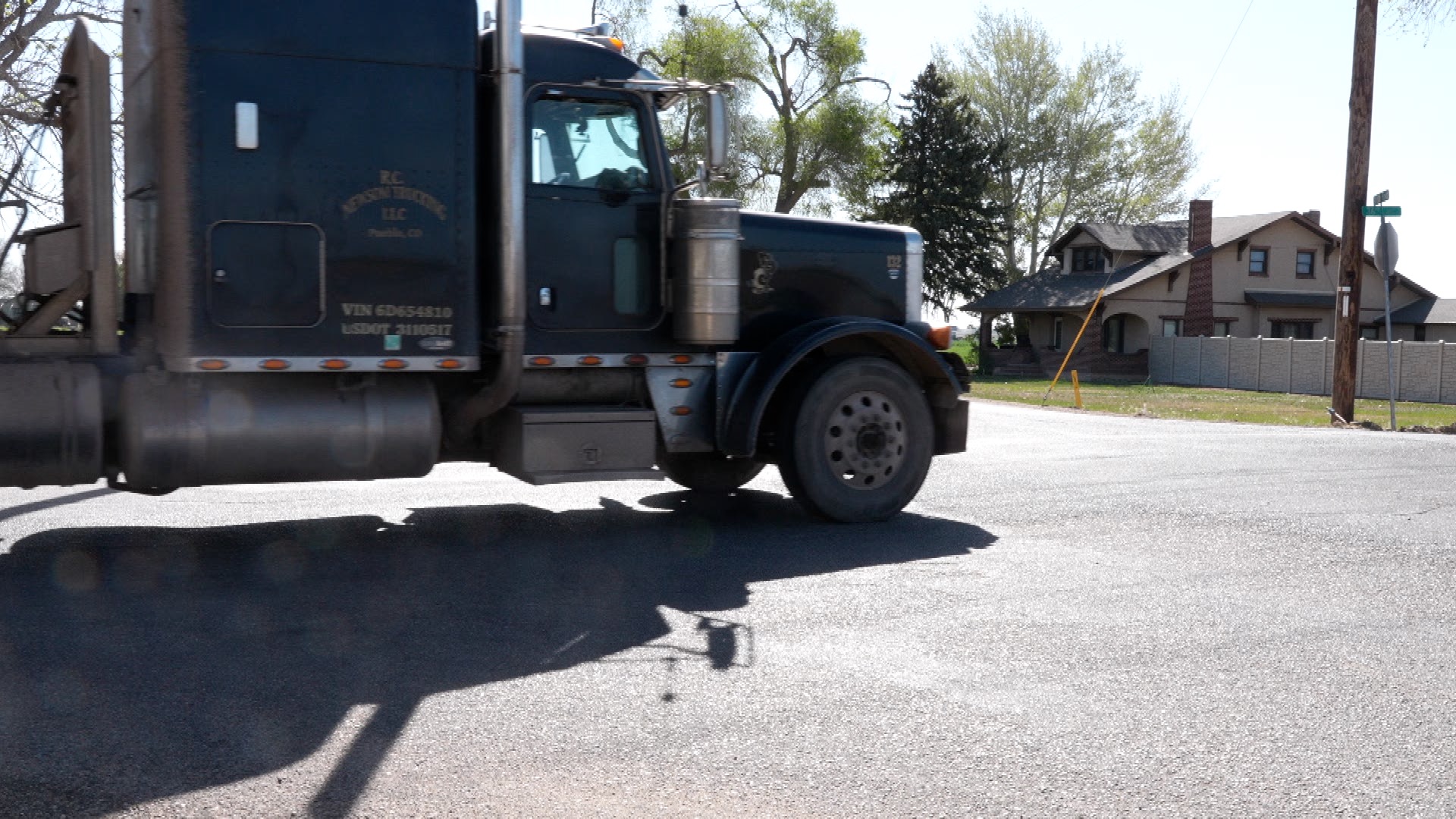 VINELAND TRUCKSpic.jpg