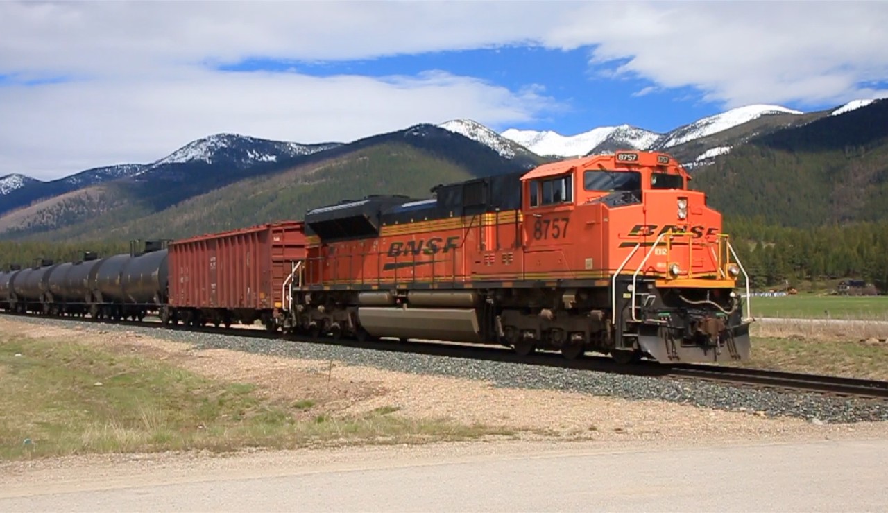 MRL Montana Rail Link Train