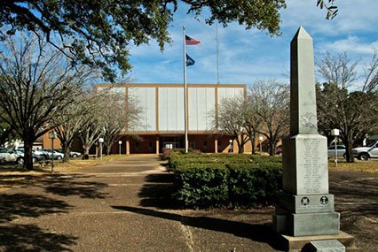 jeff davis courthouse.jpg