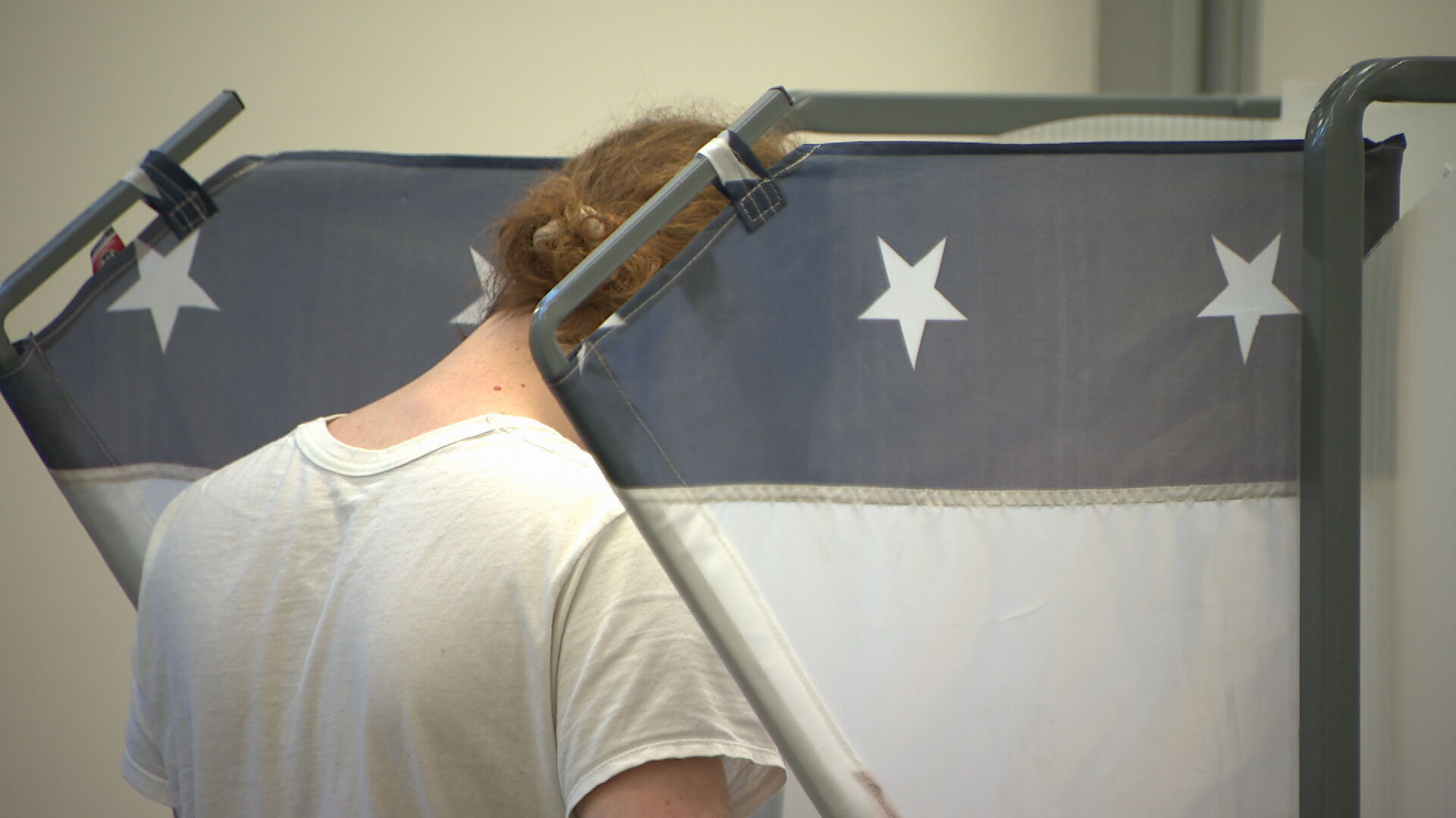 VOTING MACHINES VO_frame_390.jpeg