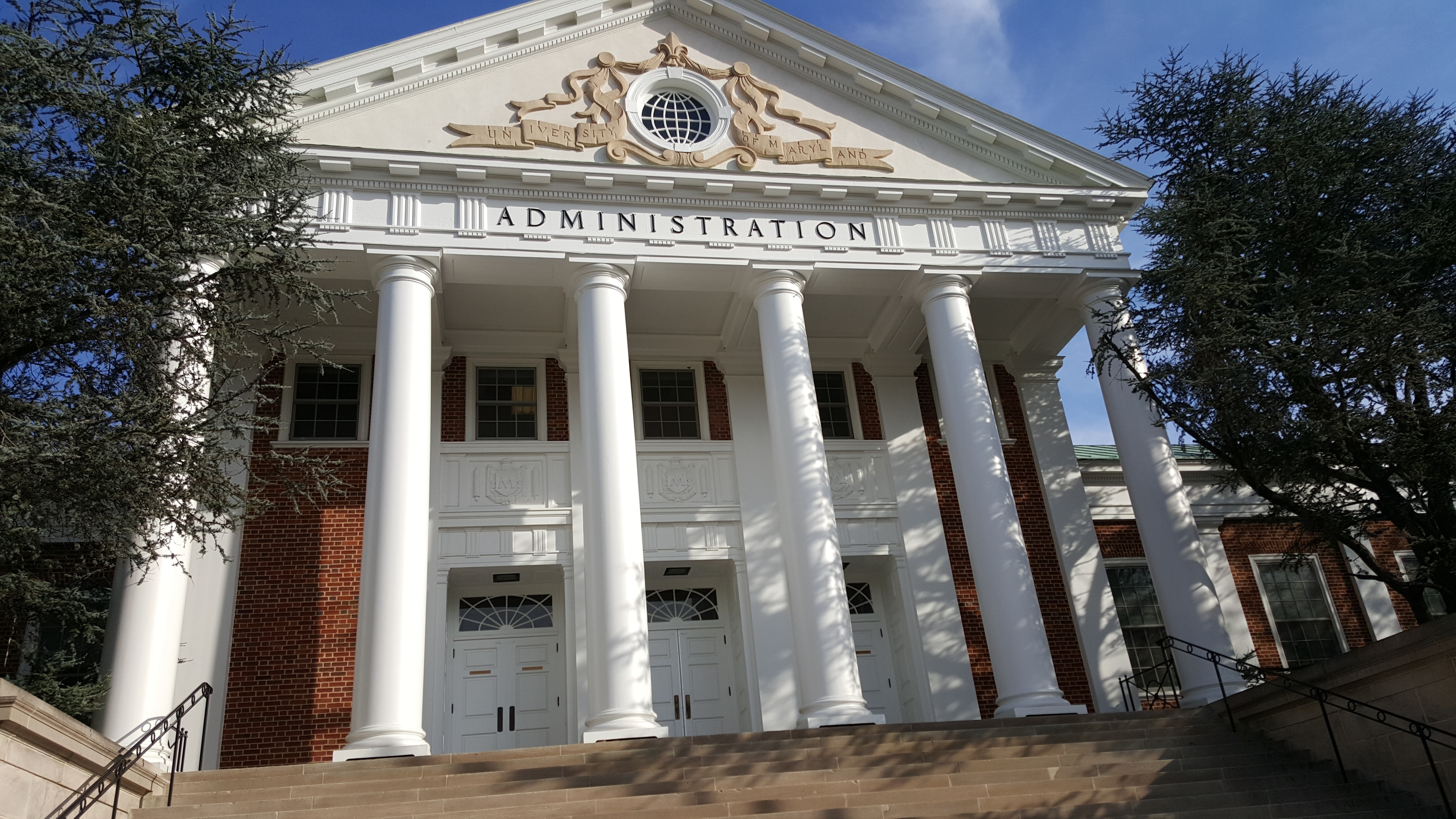 umd_administration_building_2015.jpg